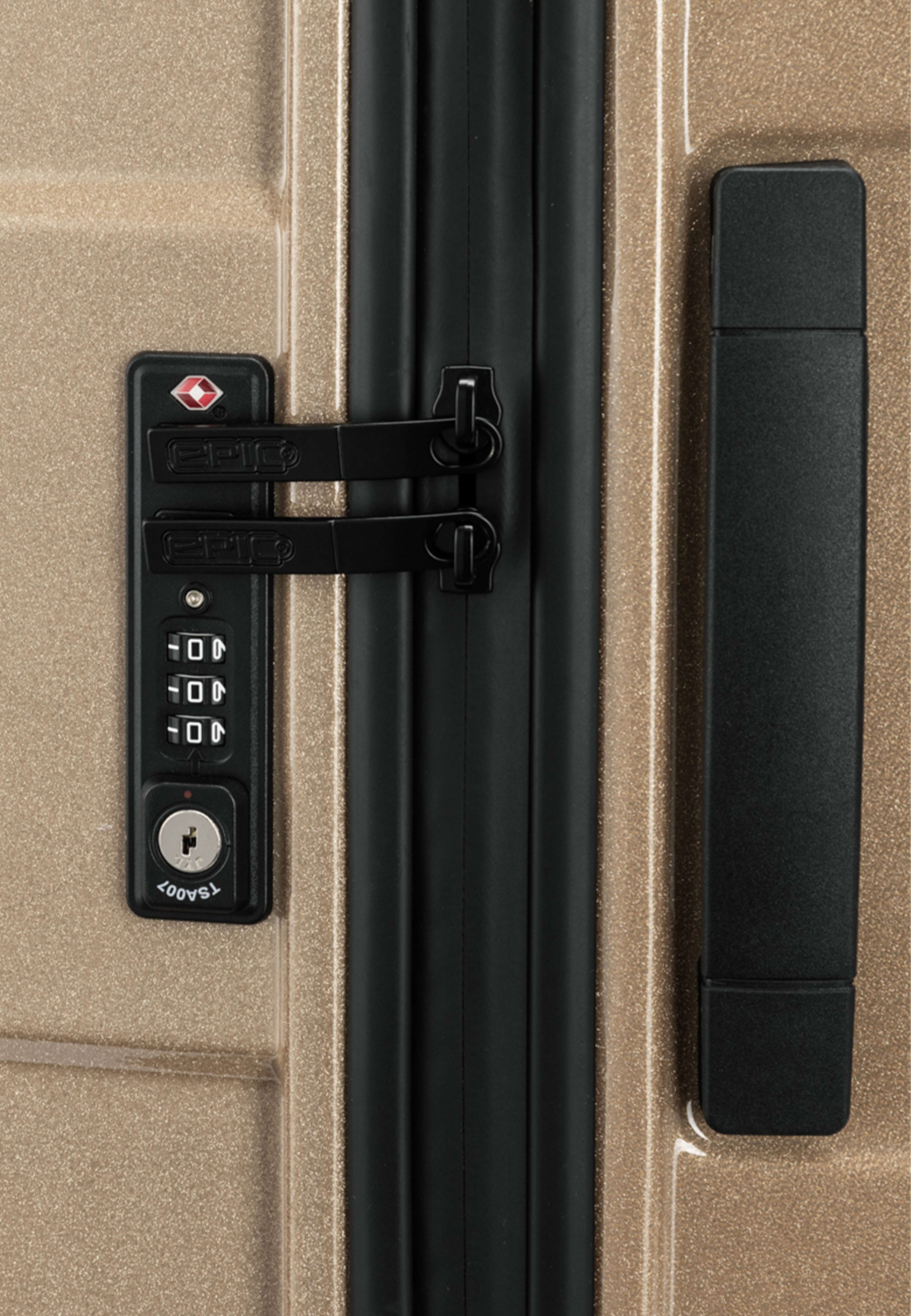 Crate Reflex EVO Resväska 65cm Gold, från Epic, i färgen Gold. Klicka för att öppna bilden i stort format