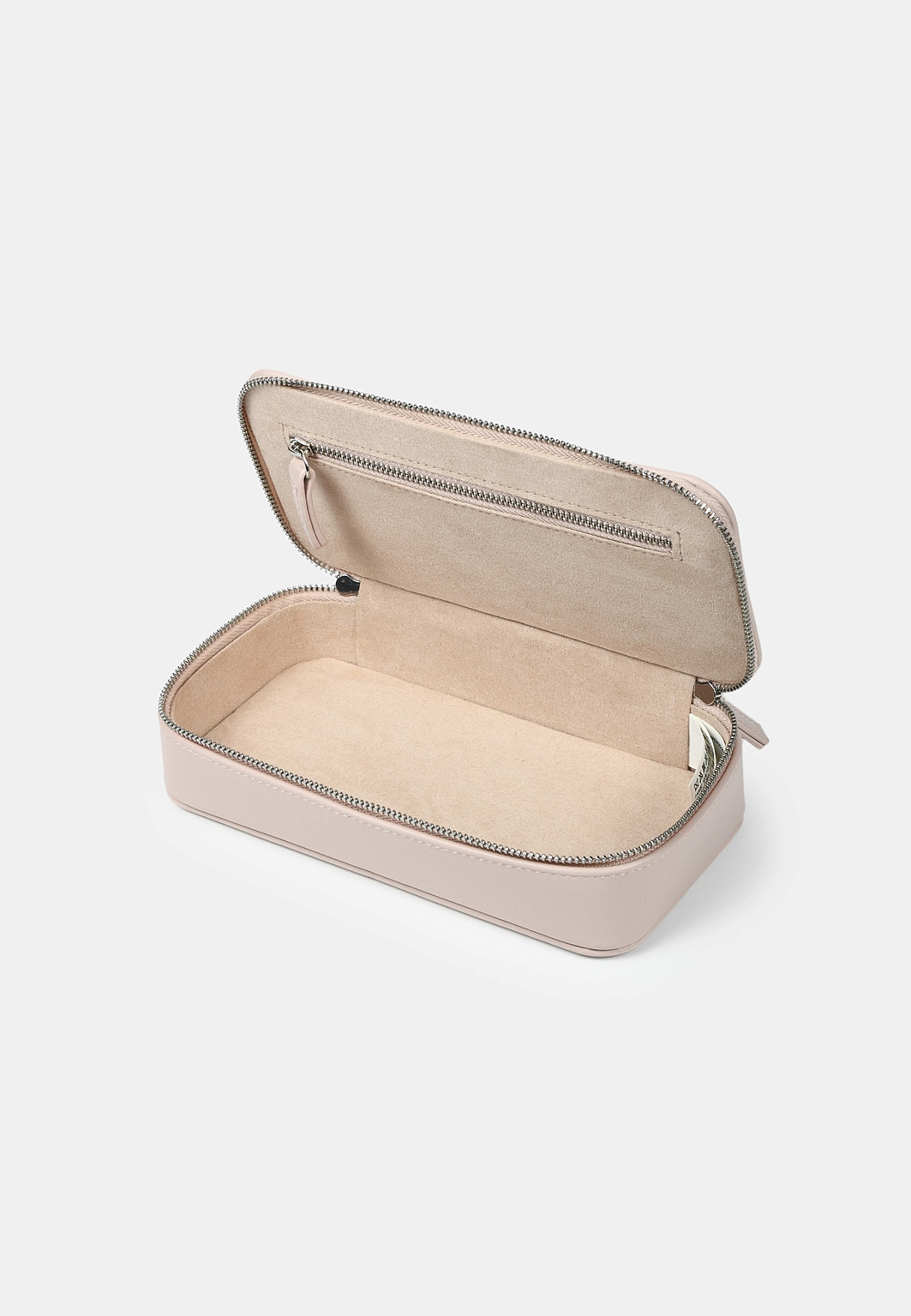 Compact Cosmetics Case, från Skir, i färgen Petal. Klicka för att öppna bilden i stort format
