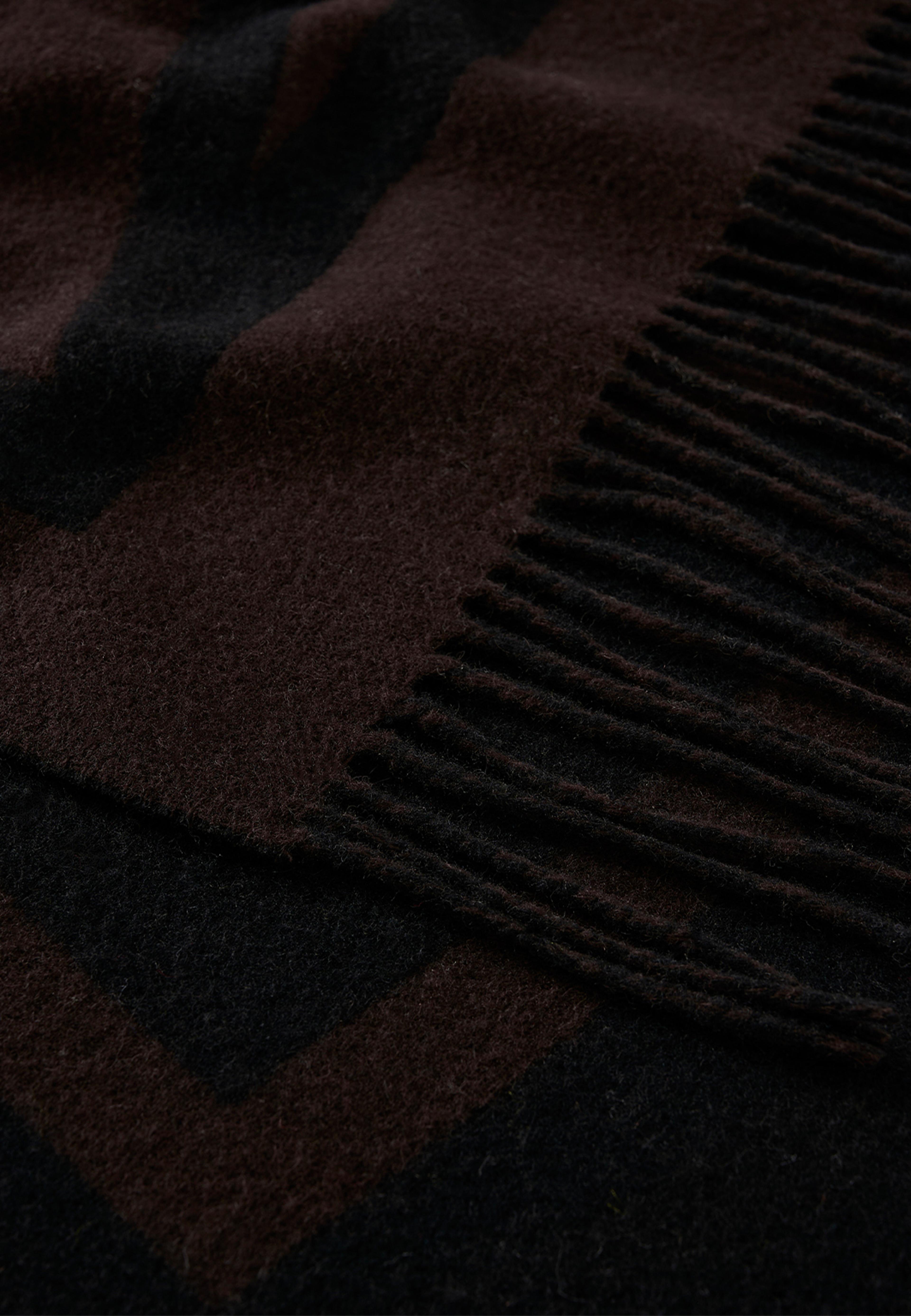 MyrtheIW Logo Scarf; InWear Scarf, från Inwear, i färgen Chocolate Torte Logo. Klicka för att öppna bilden i stort format