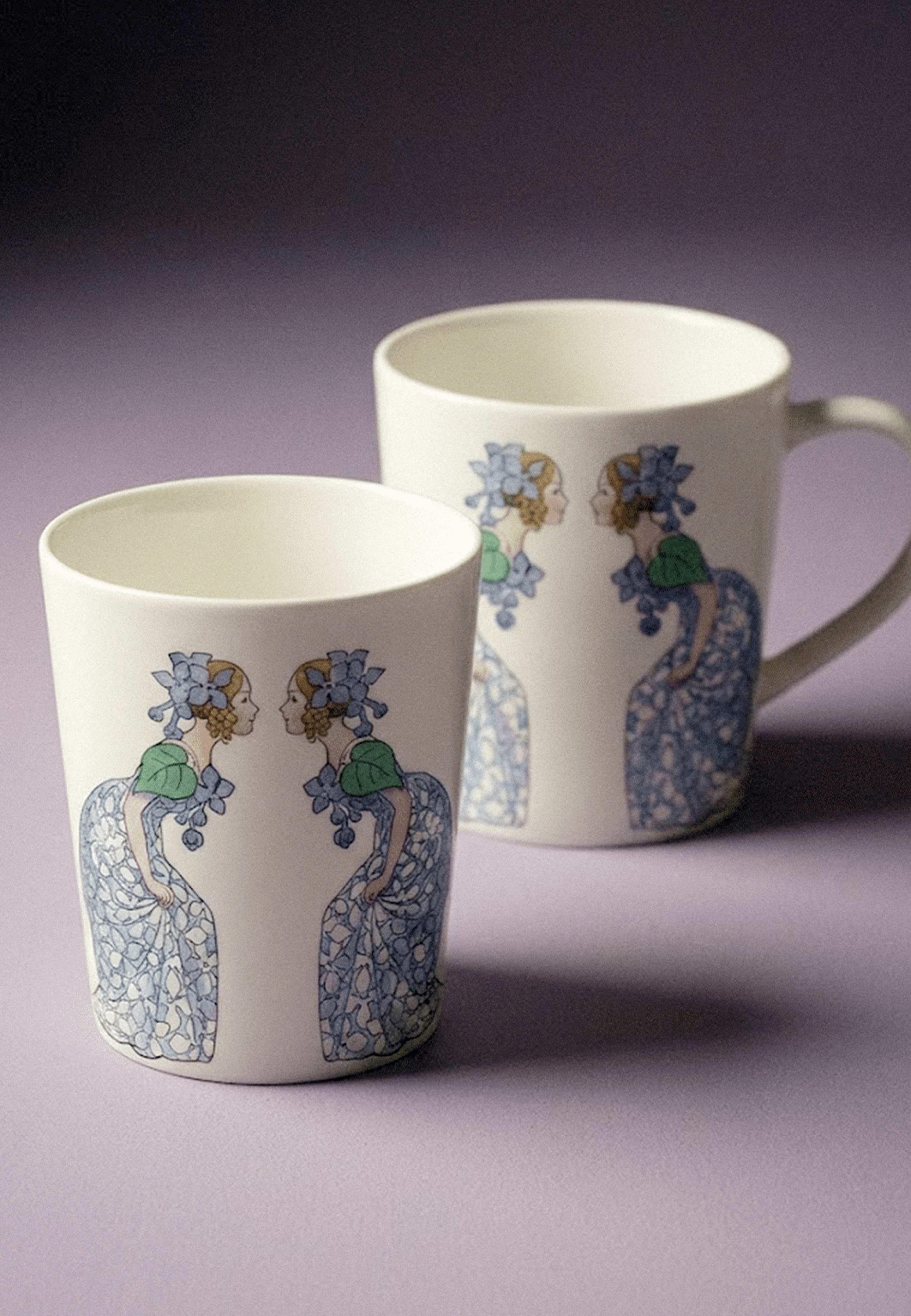 Elsa Beskow Mugg med handtag 40 cl - Syrén, från Design House Stockholm, i färgen Lilac. Klicka för att öppna bilden i stort format