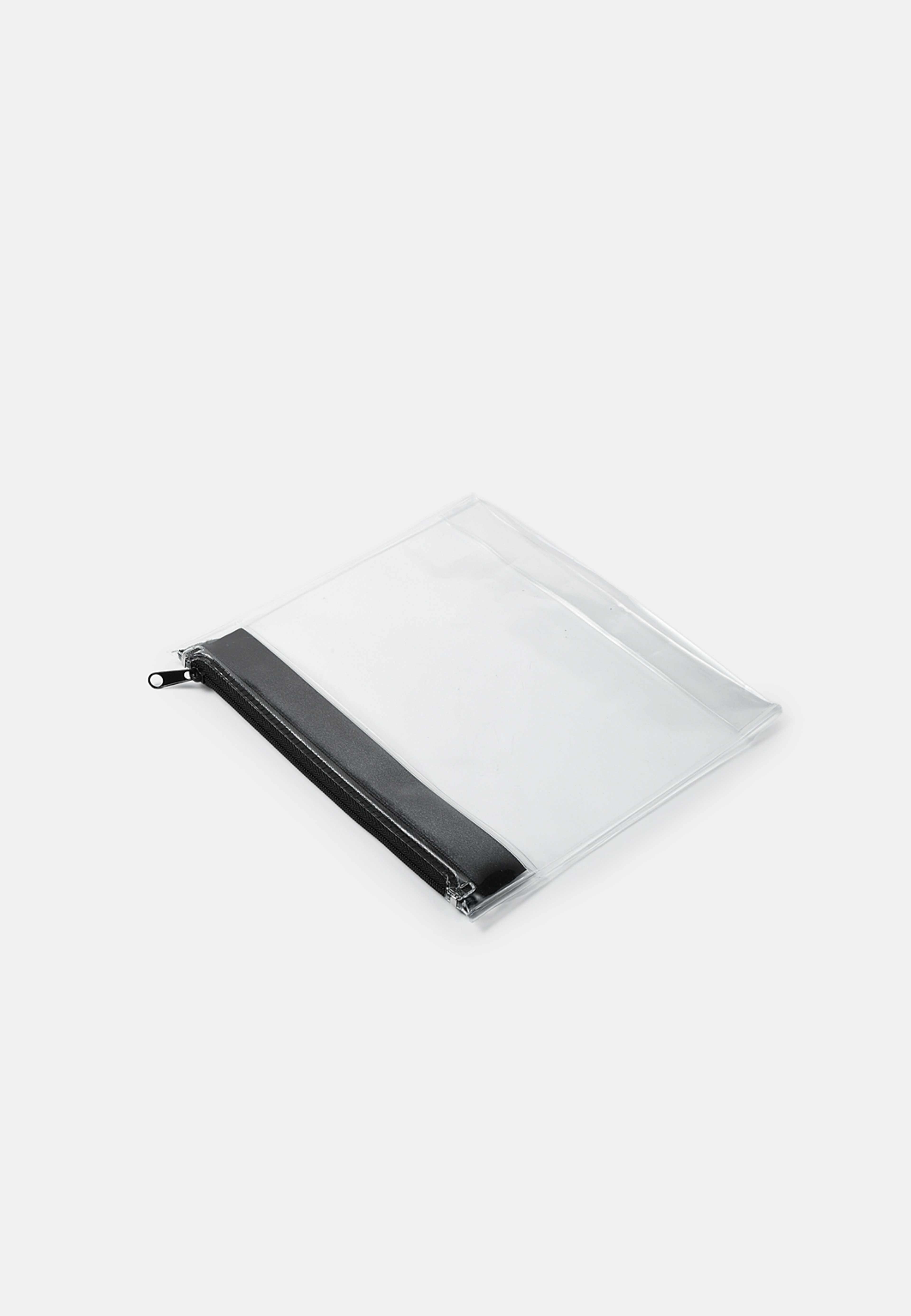 Travel Carry-On Beauty Bag, från Å BEAUTY, i färgen Black. Klicka för att öppna bilden i stort format