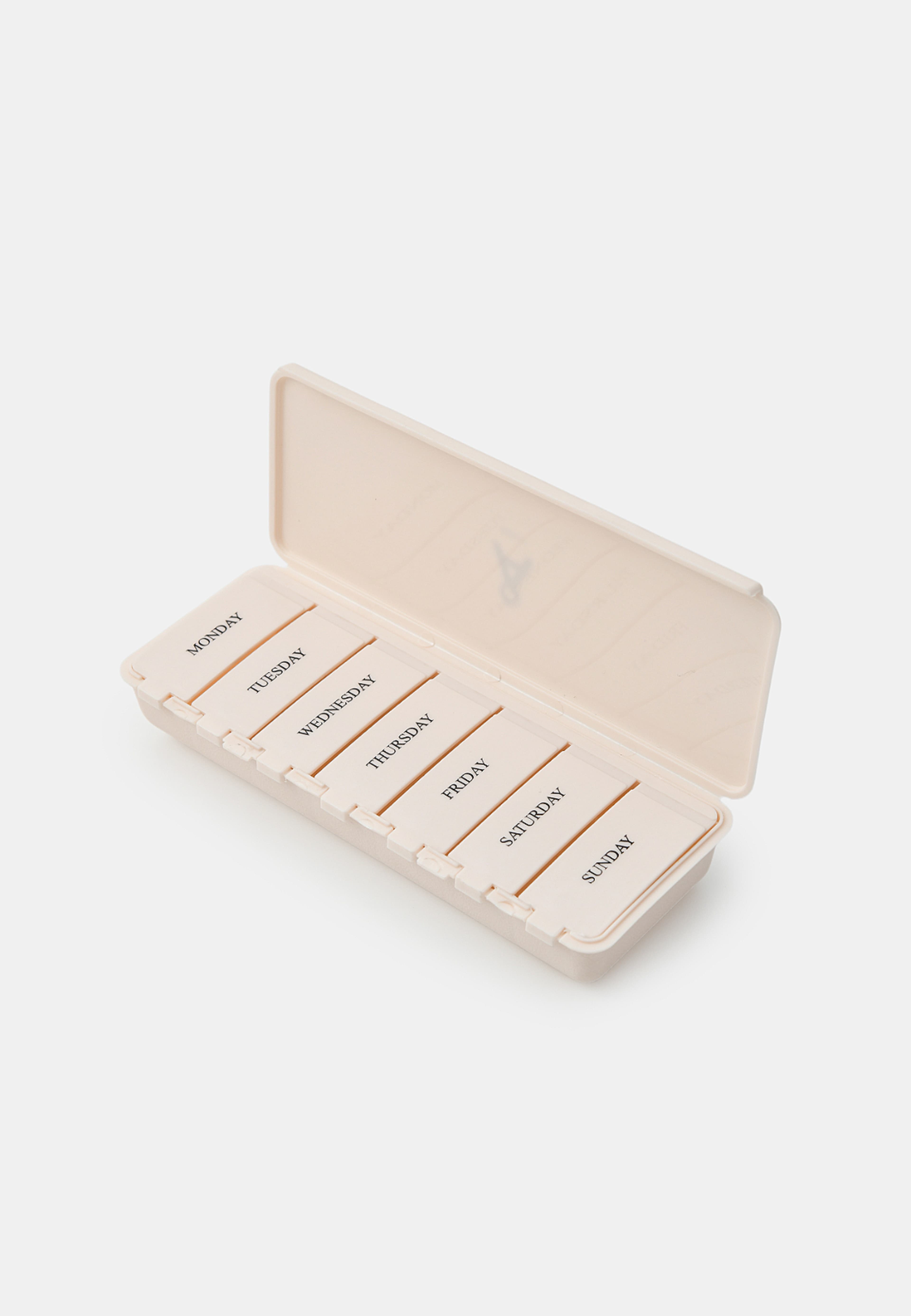 Doseringsask 7 dagar, från Å BEAUTY, i färgen Lt Beige. Klicka för att öppna bilden i stort format