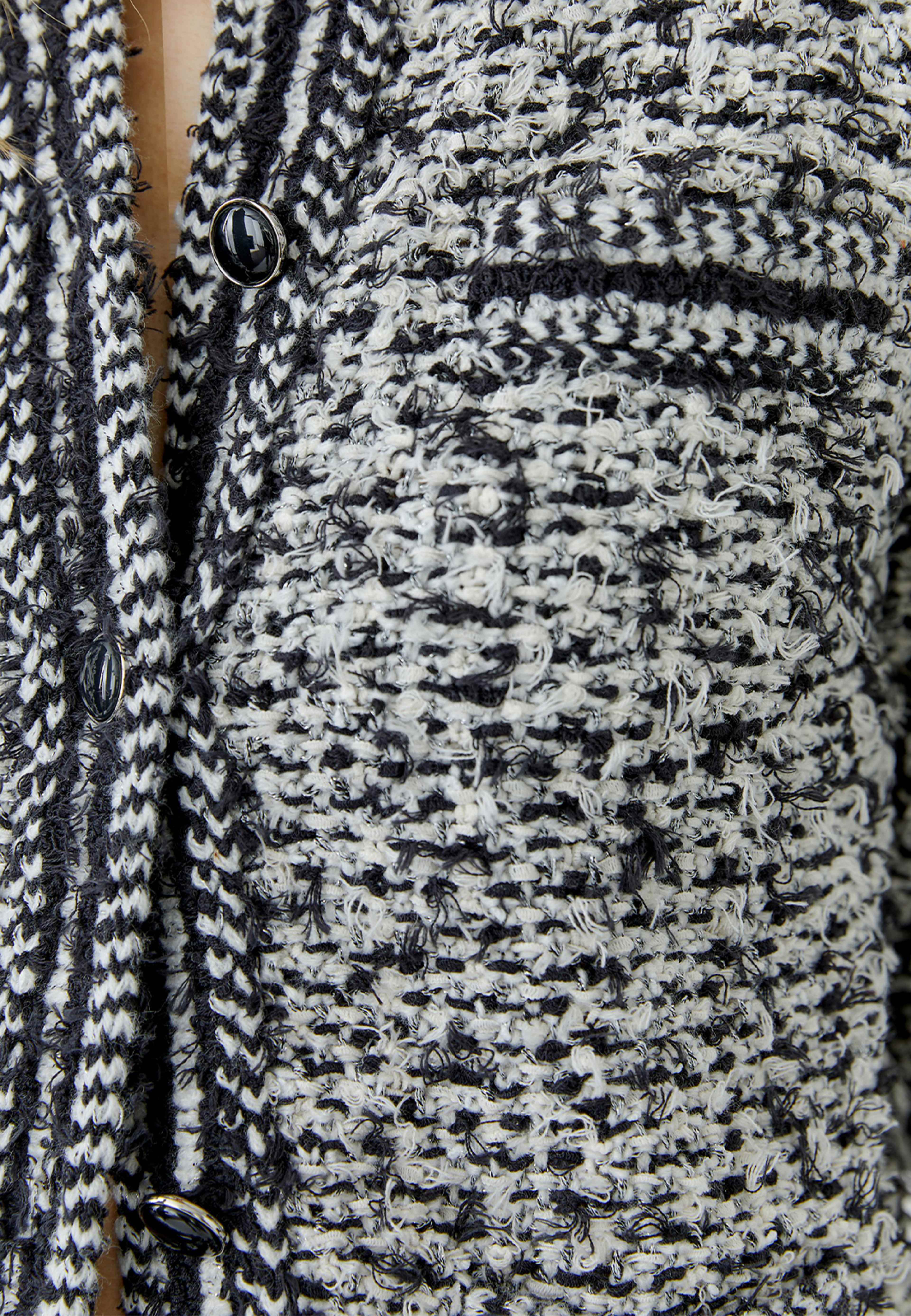 Stickad jacka, från Oui, i färgen Black Offwhite. Klicka för att öppna bilden i stort format