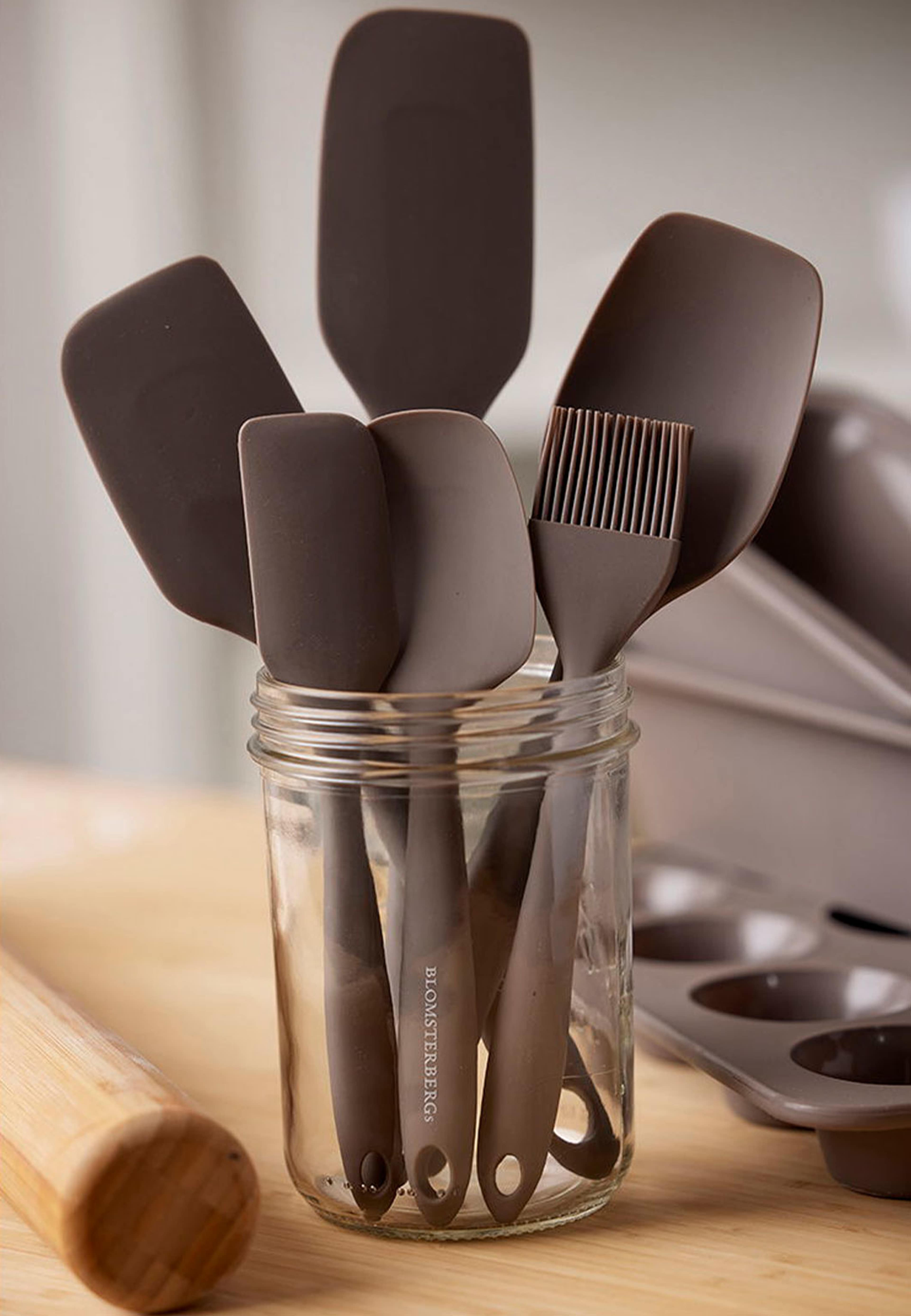 Bakpensel 21 cm Latte Silikon, från Blomsterbergs, i färgen Latte. Klicka för att öppna bilden i stort format