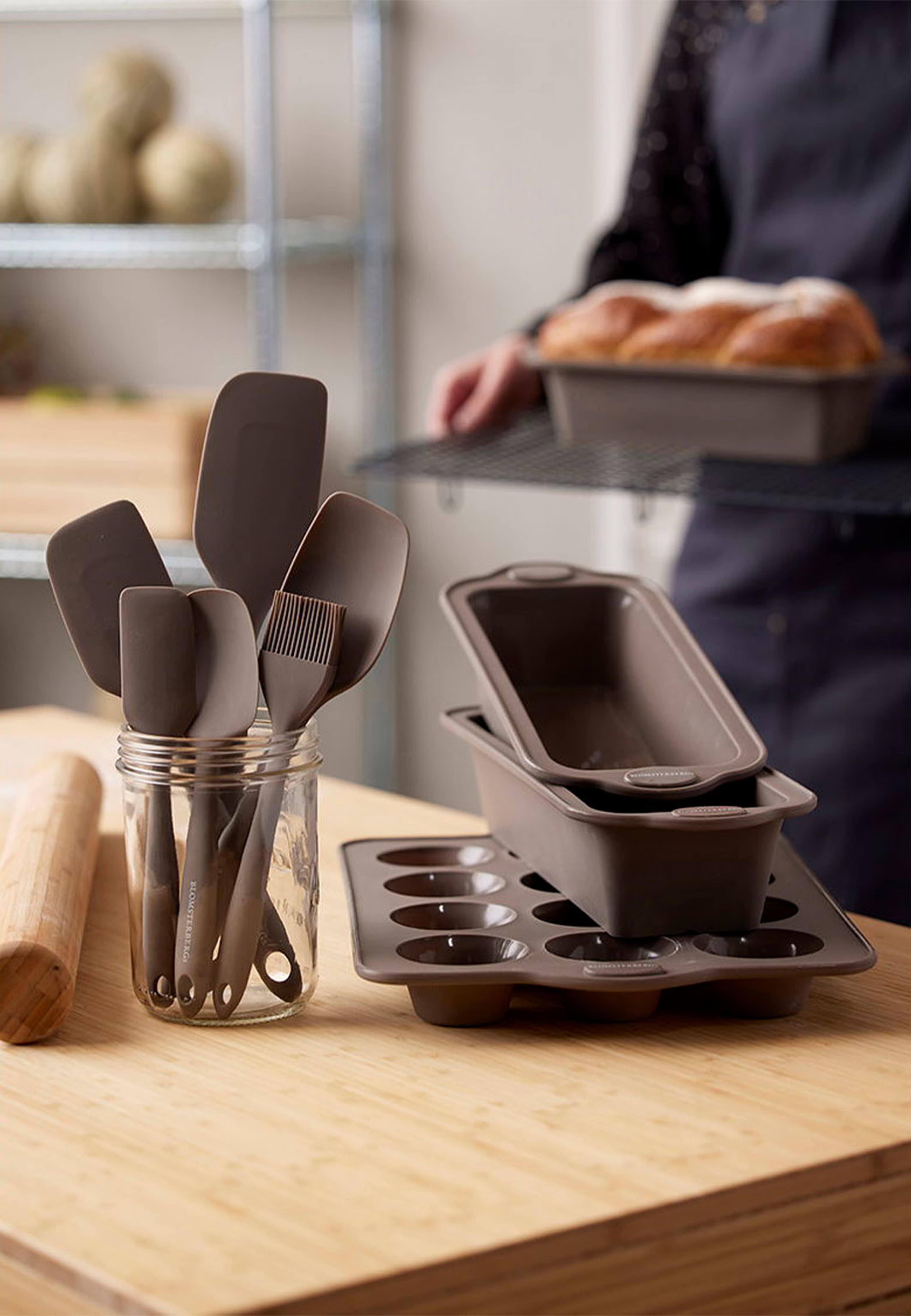 Degskrapa 27 cm Latte Silikon, från Blomsterbergs, i färgen Latte. Klicka för att öppna bilden i stort format