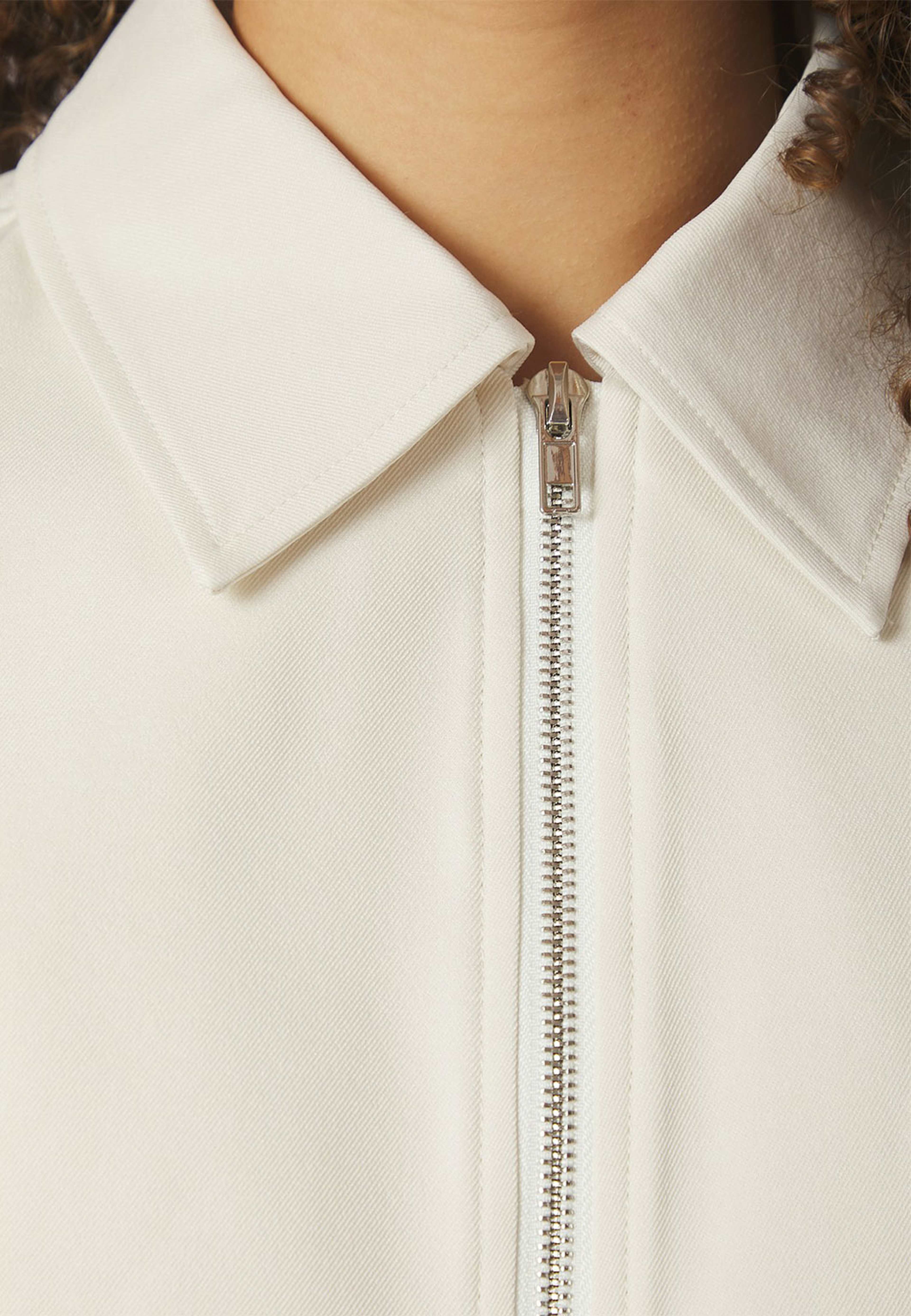 Denielle Structure Jacket, från Neo Noir, i färgen Off White. Klicka för att öppna bilden i stort format