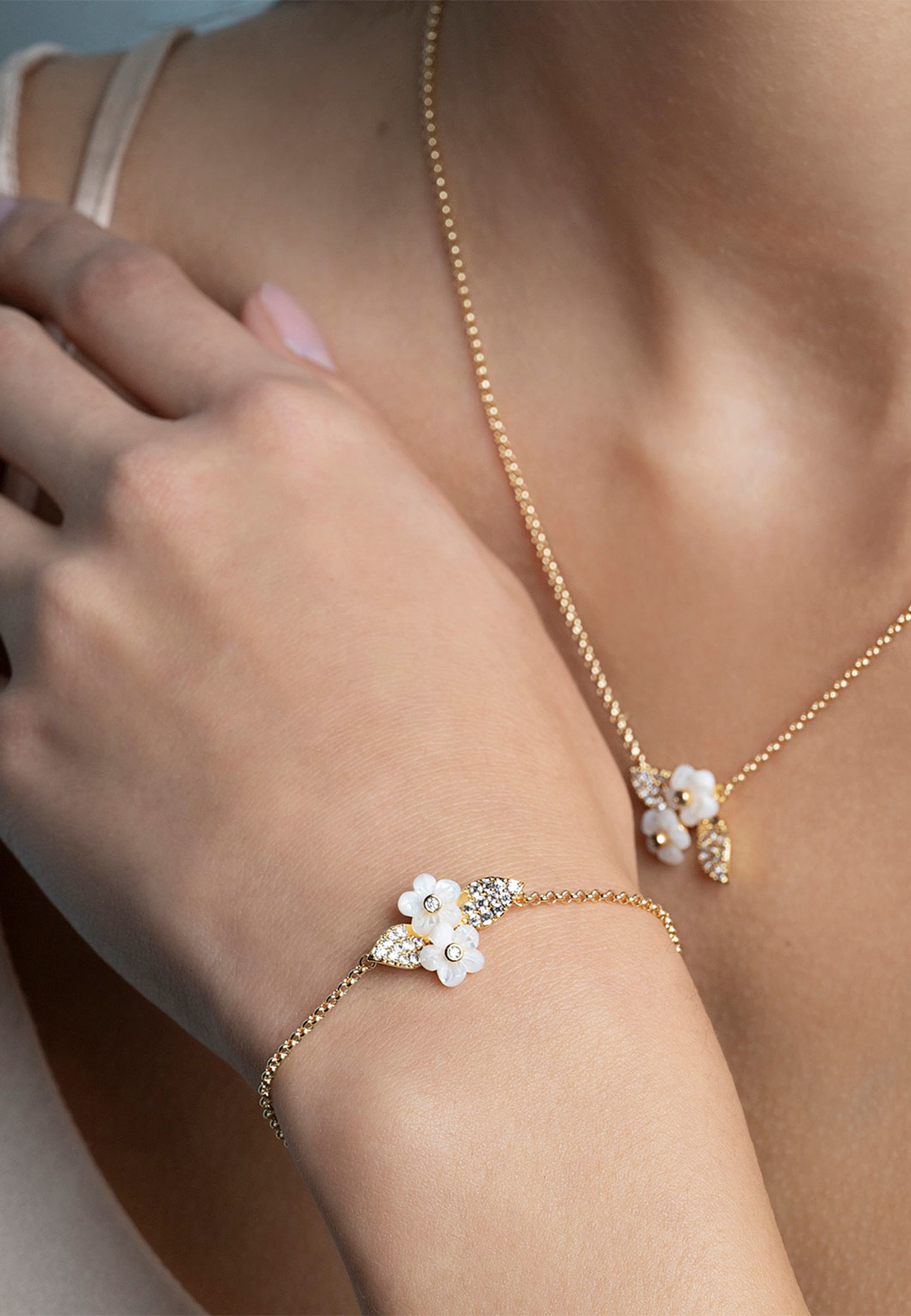 Claire Bracelet, från Lily and Rose, i färgen Creme Puff. Klicka för att öppna bilden i stort format