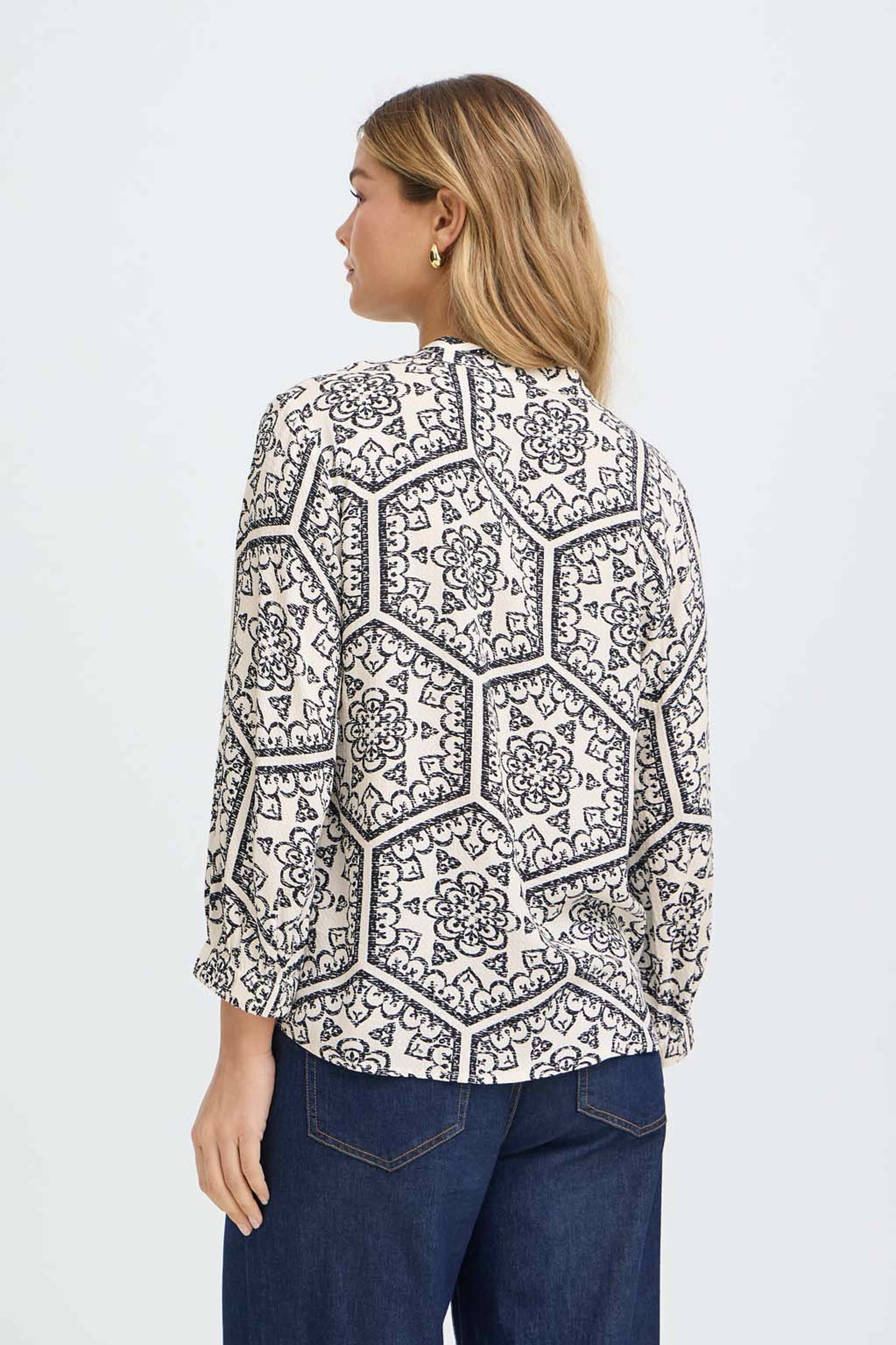 FROLINE SH 2, från Fransa, i färgen Black Boho Art. Klicka för att öppna bilden i stort format