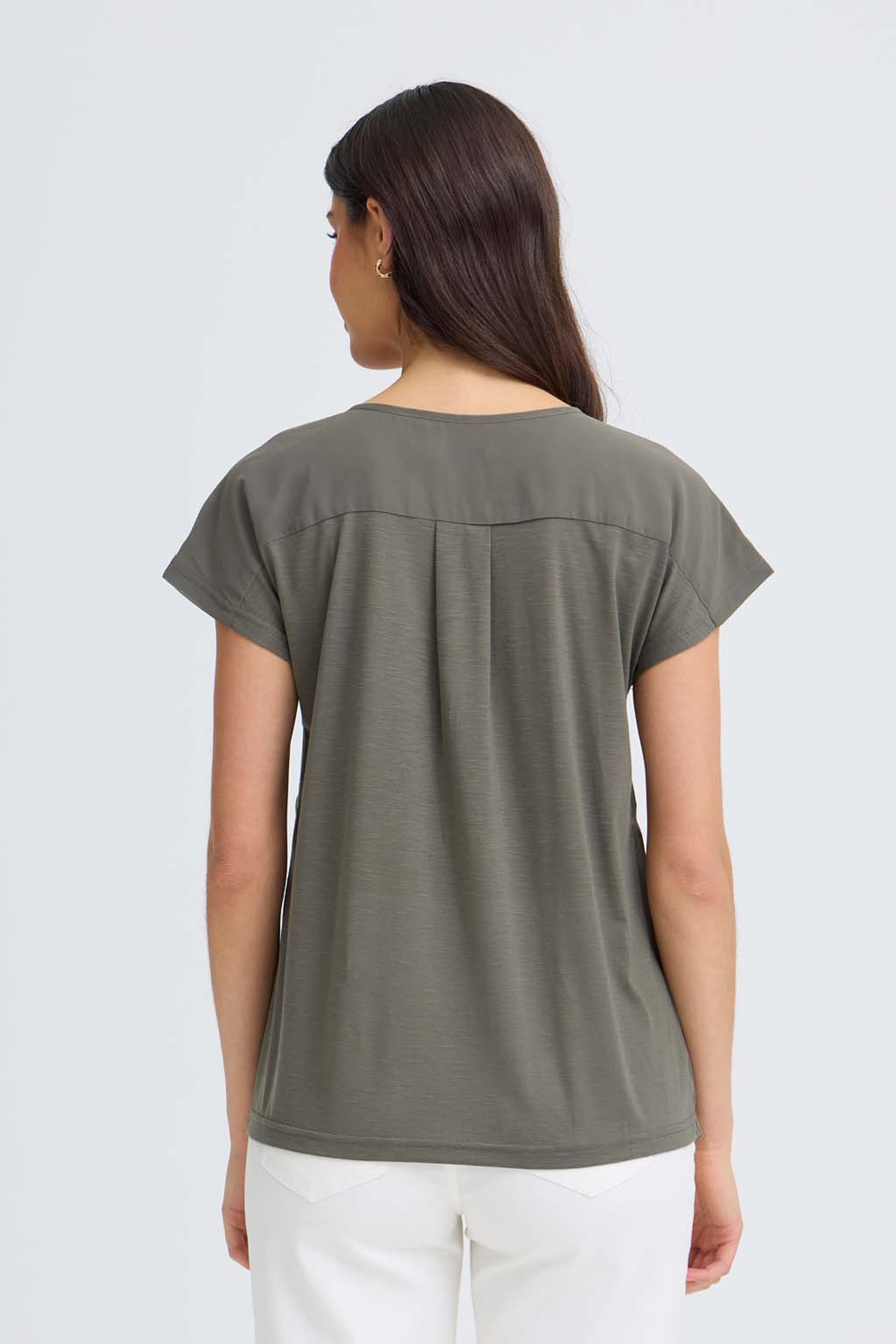 FRZAWOV 2 BLOUSE, från Fransa, i färgen Smokey Olive. Klicka för att öppna bilden i stort format