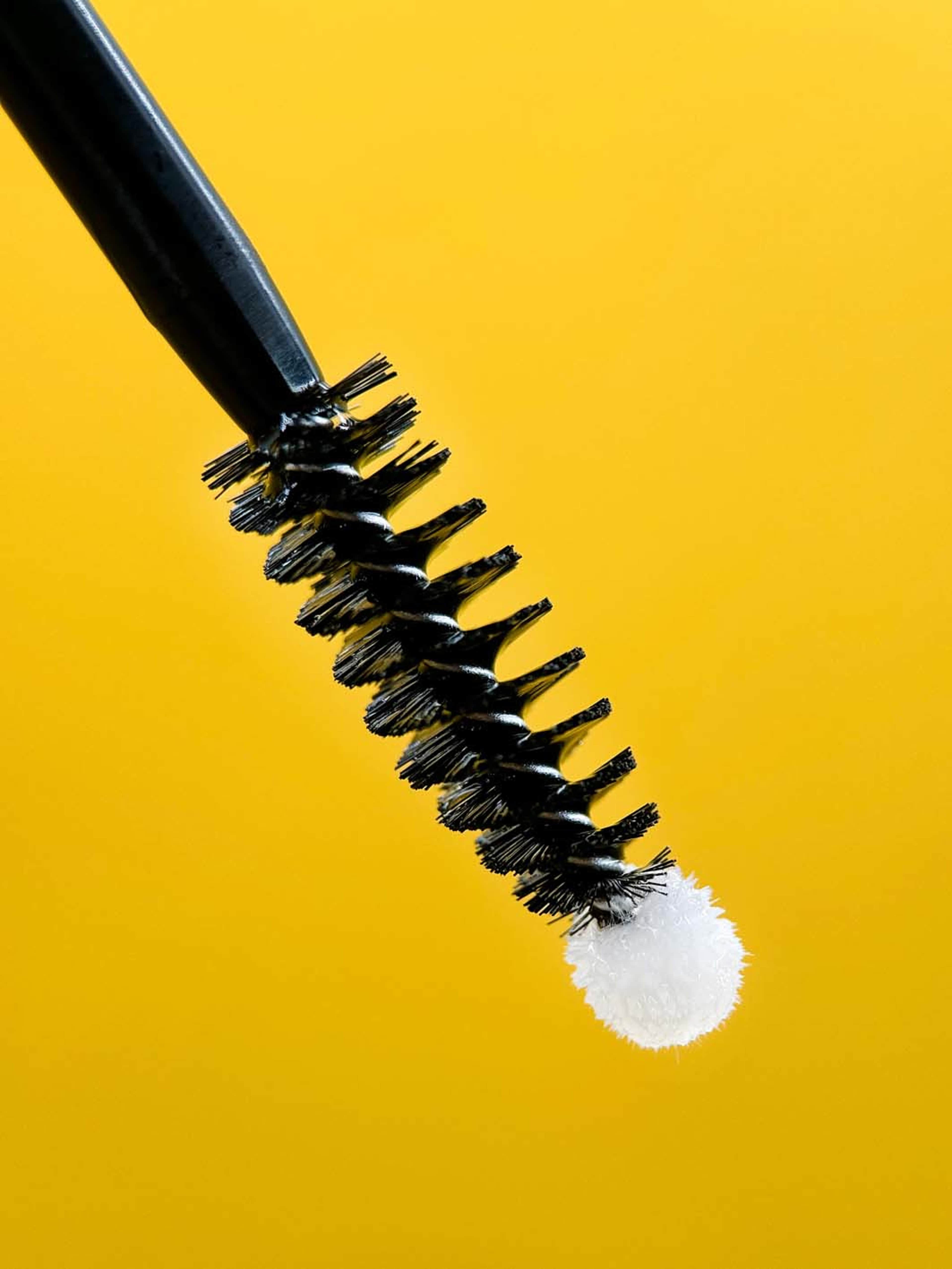 Brow & Lash Serum, från WOWBROW. Klicka för att öppna bilden i stort format
