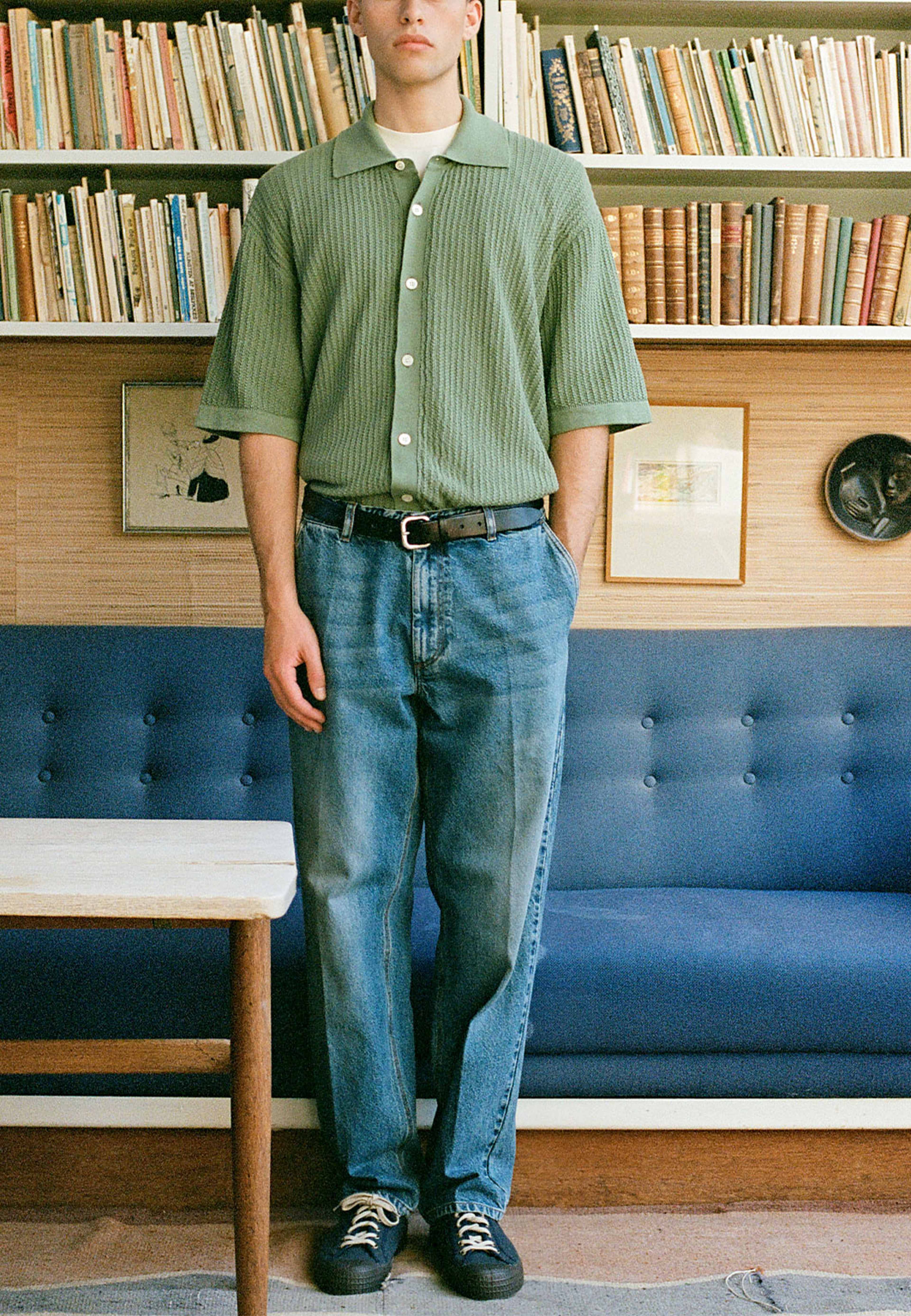 Barrow Knit Shirt, från Forét, i färgen Green Oxide. Klicka för att öppna bilden i stort format