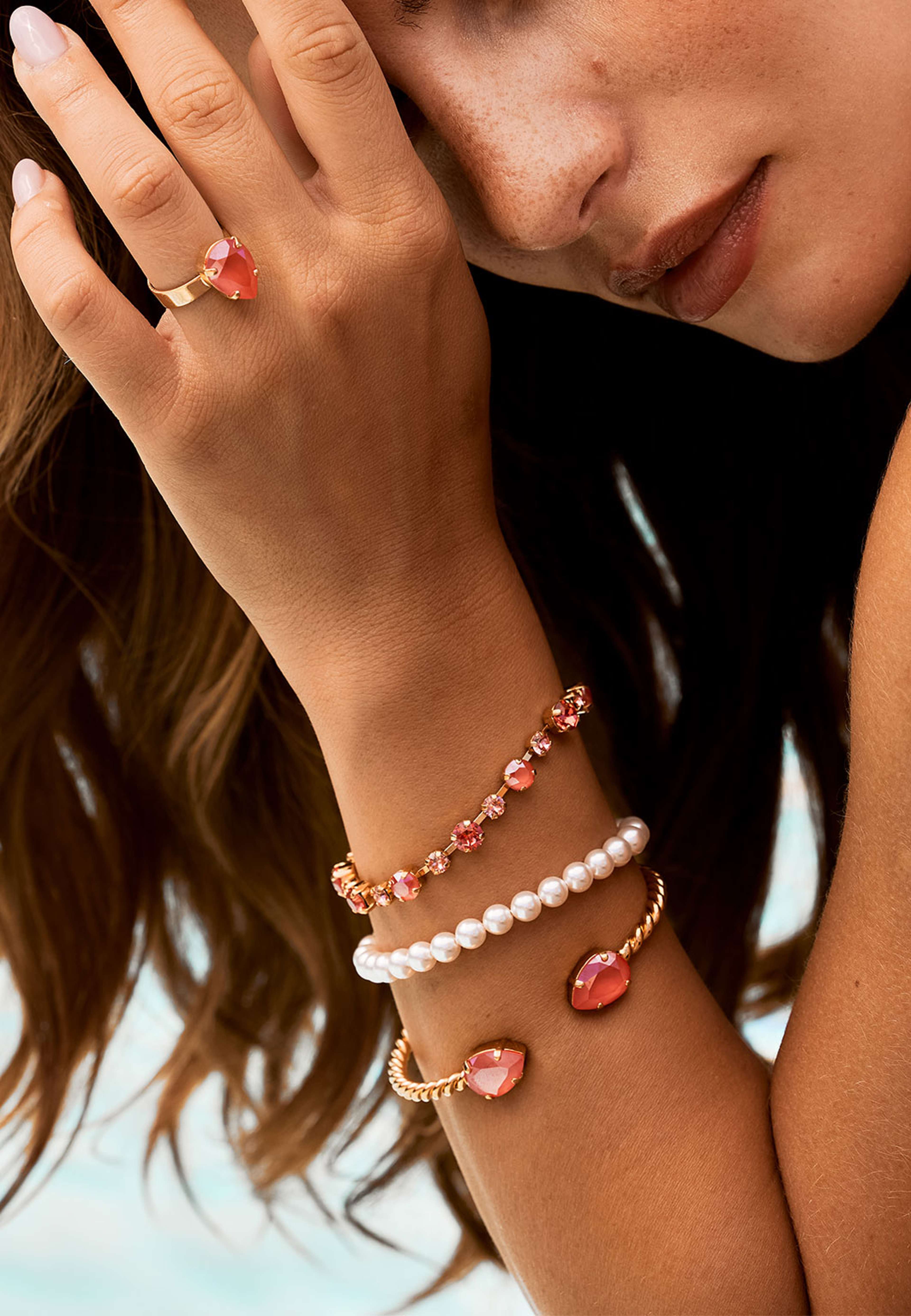 Pearl Bracelet, från Caroline Svedbom, i färgen Pearl1. Klicka för att öppna bilden i stort format