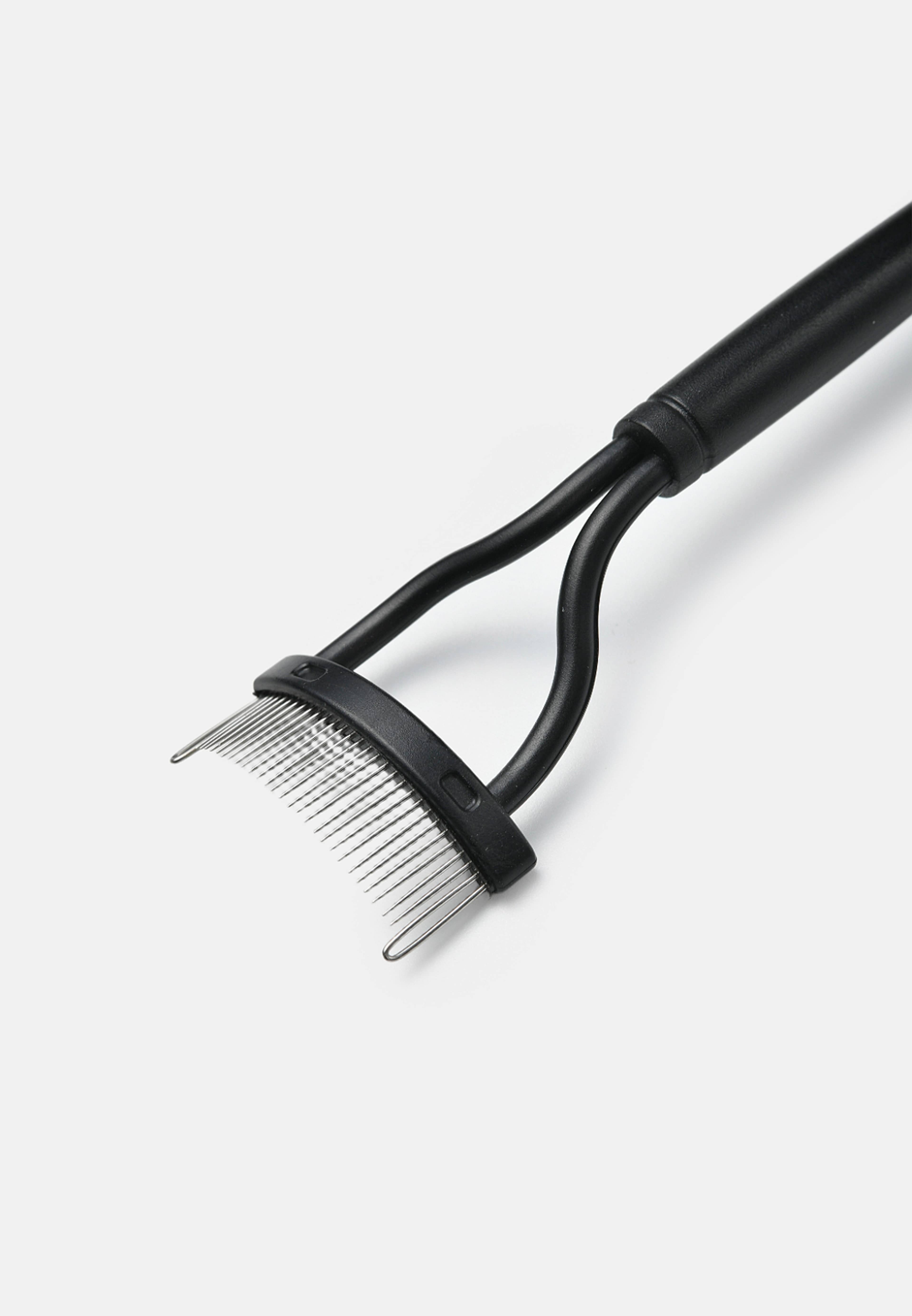 Eyelash Comb, från Å BEAUTY, i färgen Black. Klicka för att öppna bilden i stort format