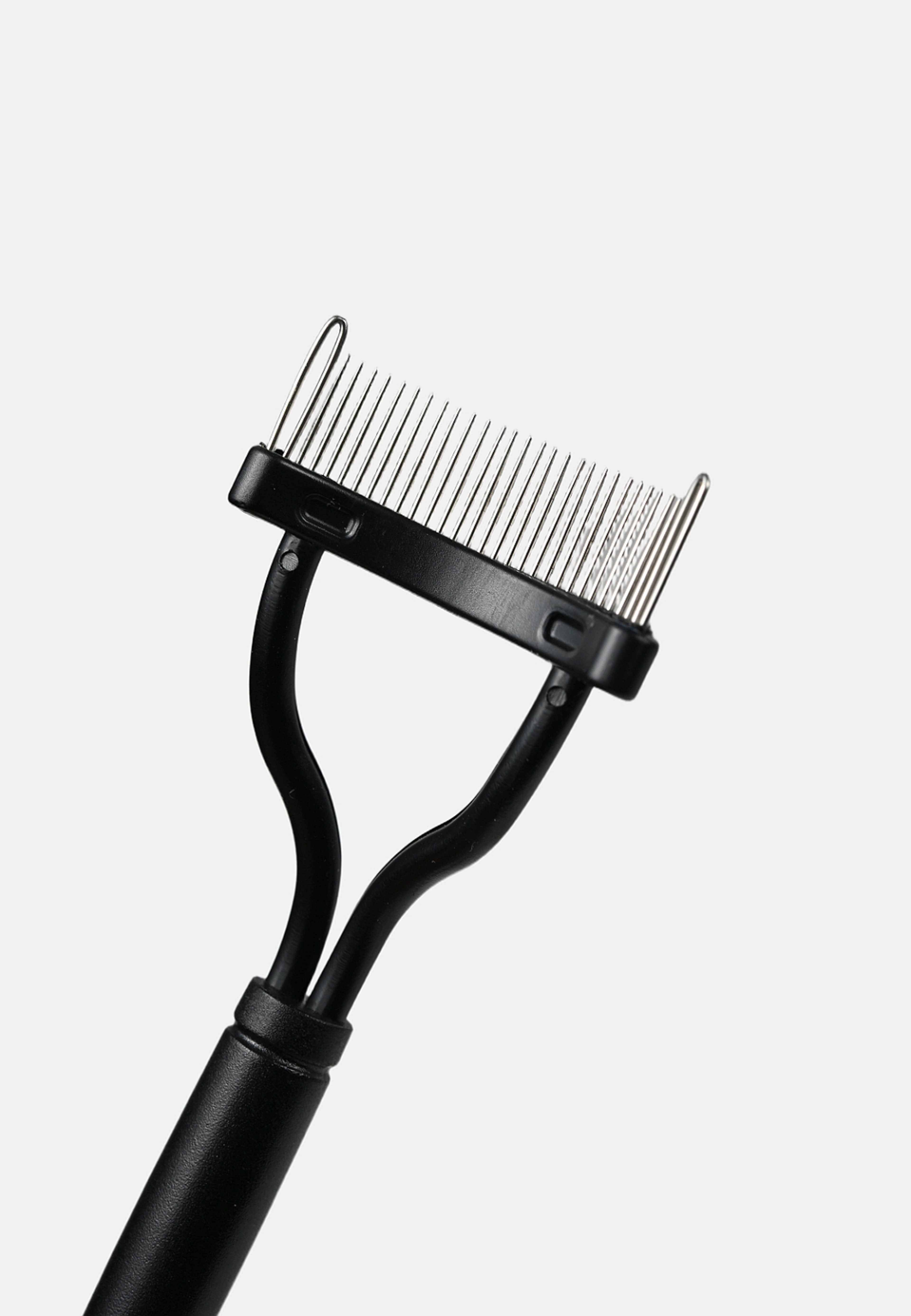 Eyelash Comb, från Å BEAUTY, i färgen Black. Klicka för att öppna bilden i stort format