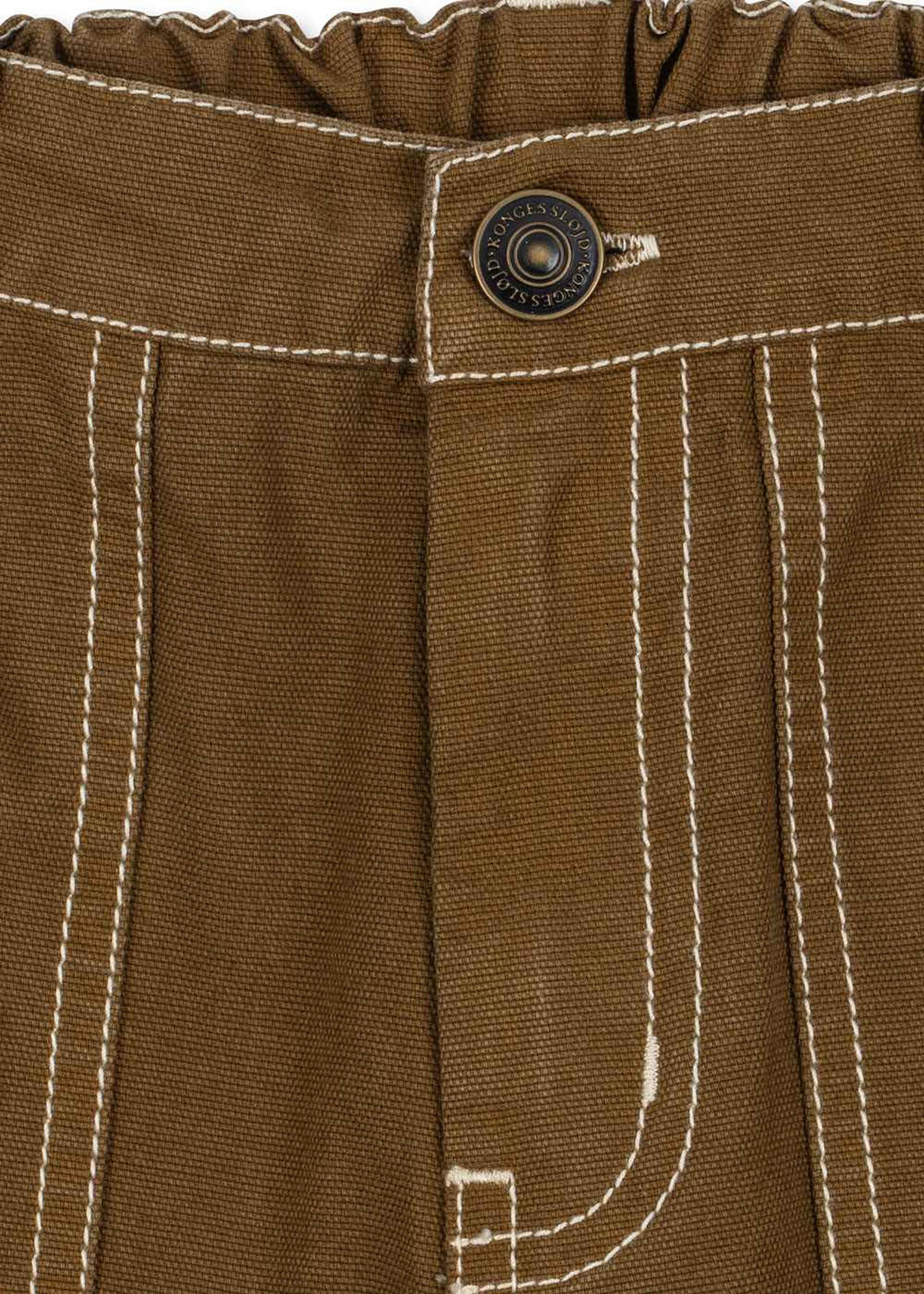 RIDA PANTS, från Konges Sløjd, i färgen Ermine. Klicka för att öppna bilden i stort format