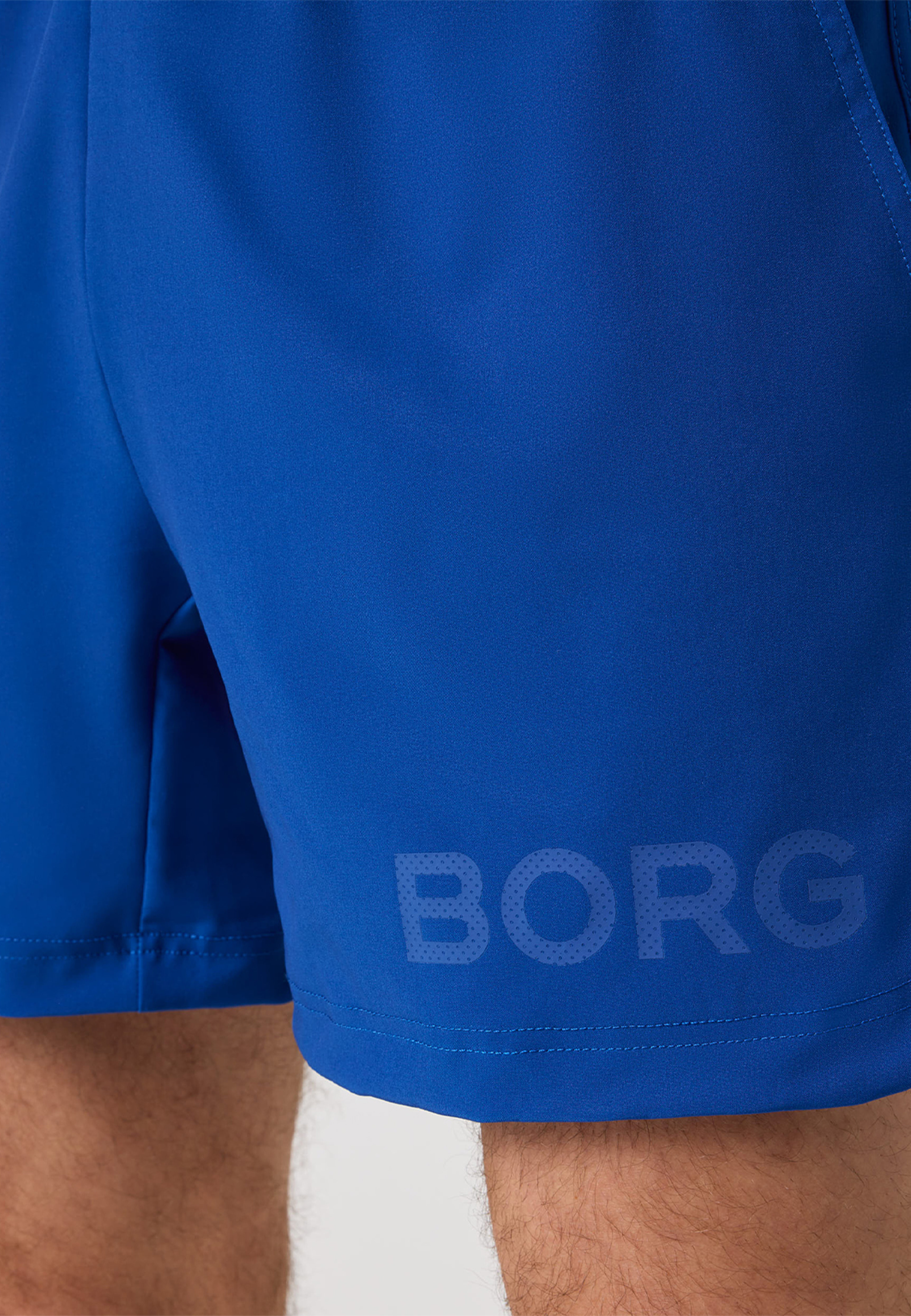Borg 6" Shorts, från Björn Borg Sport, i färgen Monaco Blue. Klicka för att öppna bilden i stort format