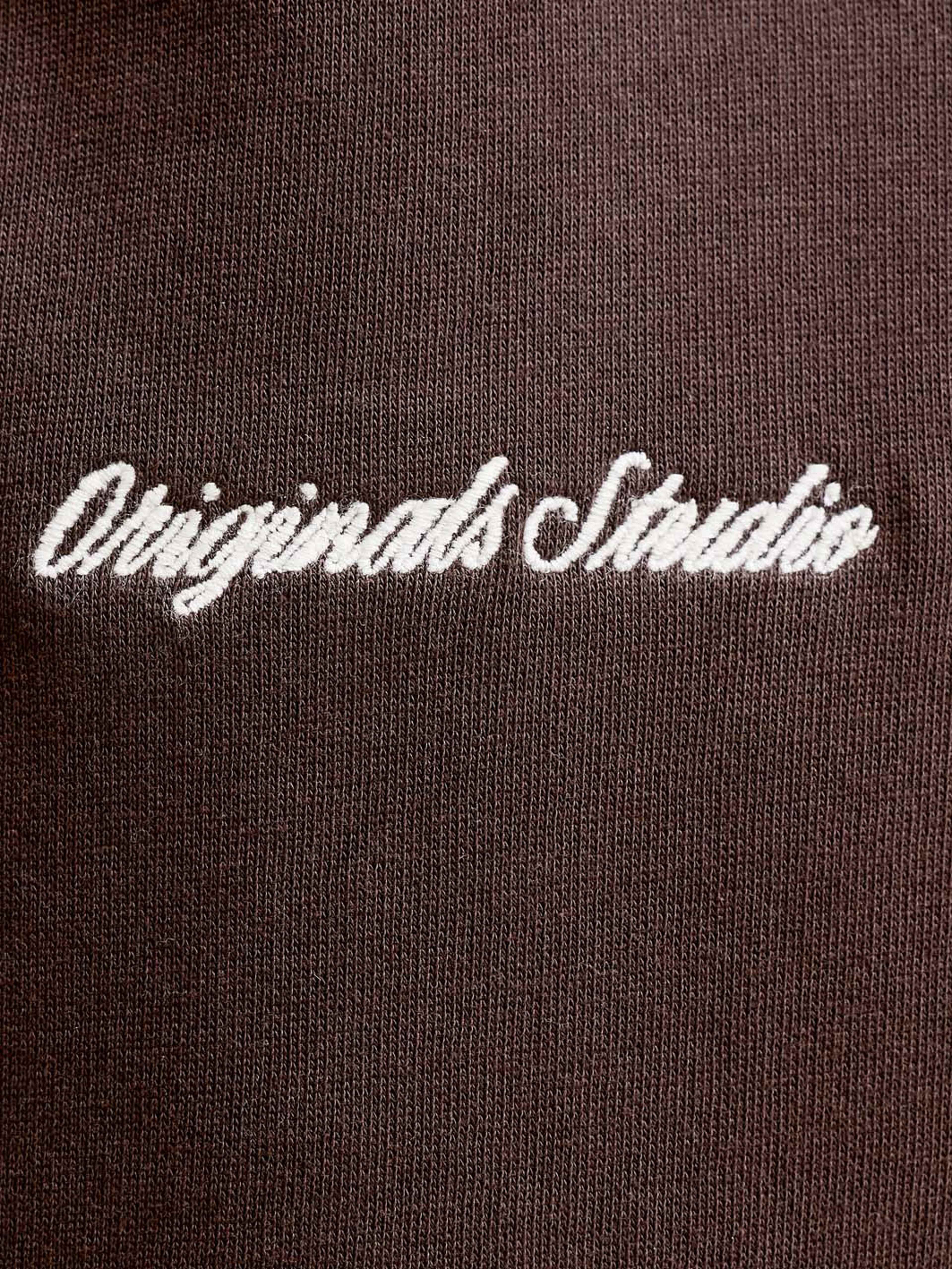 JORNORREBRO EMB SWEAT HOOD, från Jack & Jones, i färgen Java. Klicka för att öppna bilden i stort format