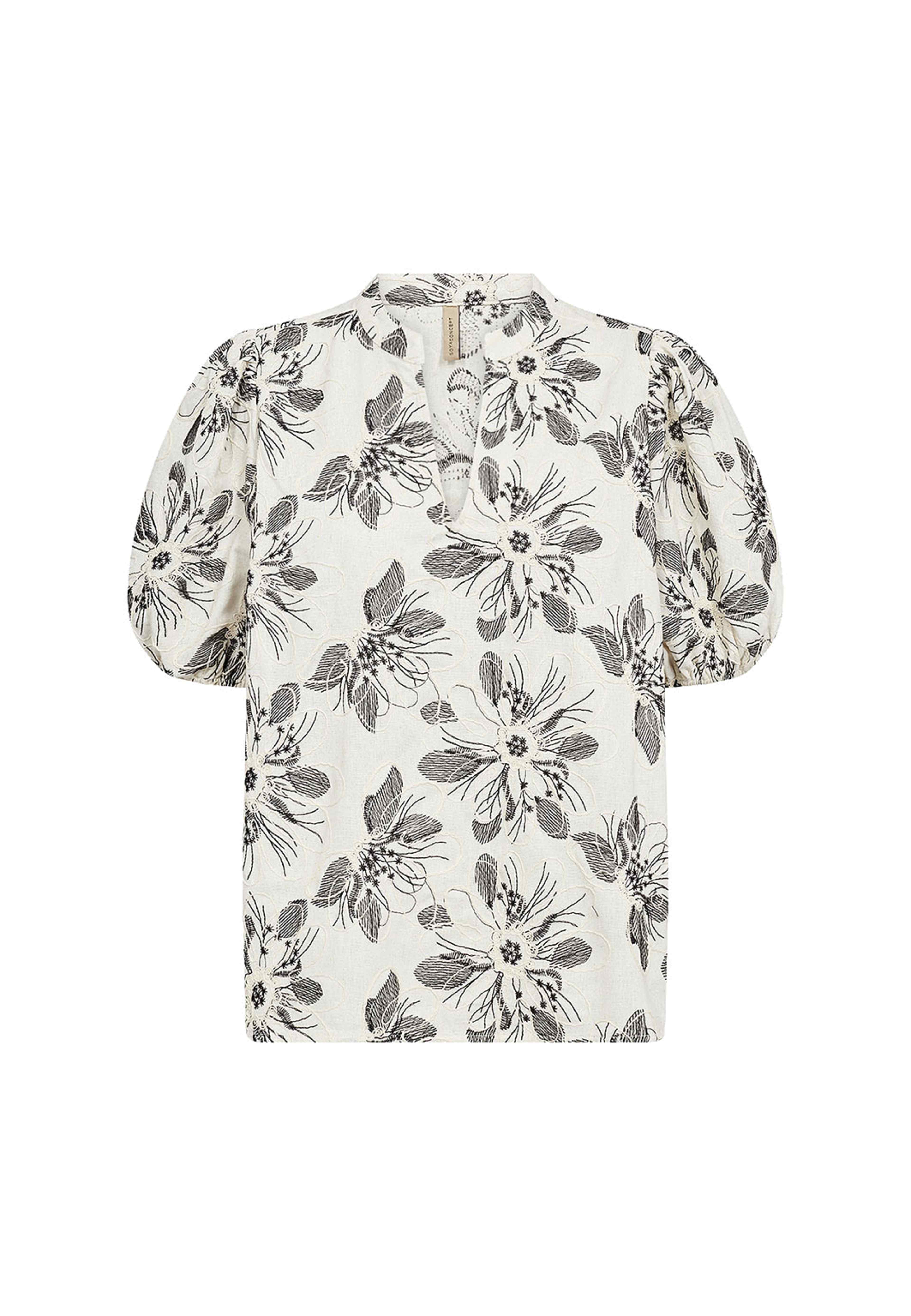 Gabriele 1 Blouse, från Soyaconcept, i färgen Cream Combi. Klicka för att öppna bilden i stort format