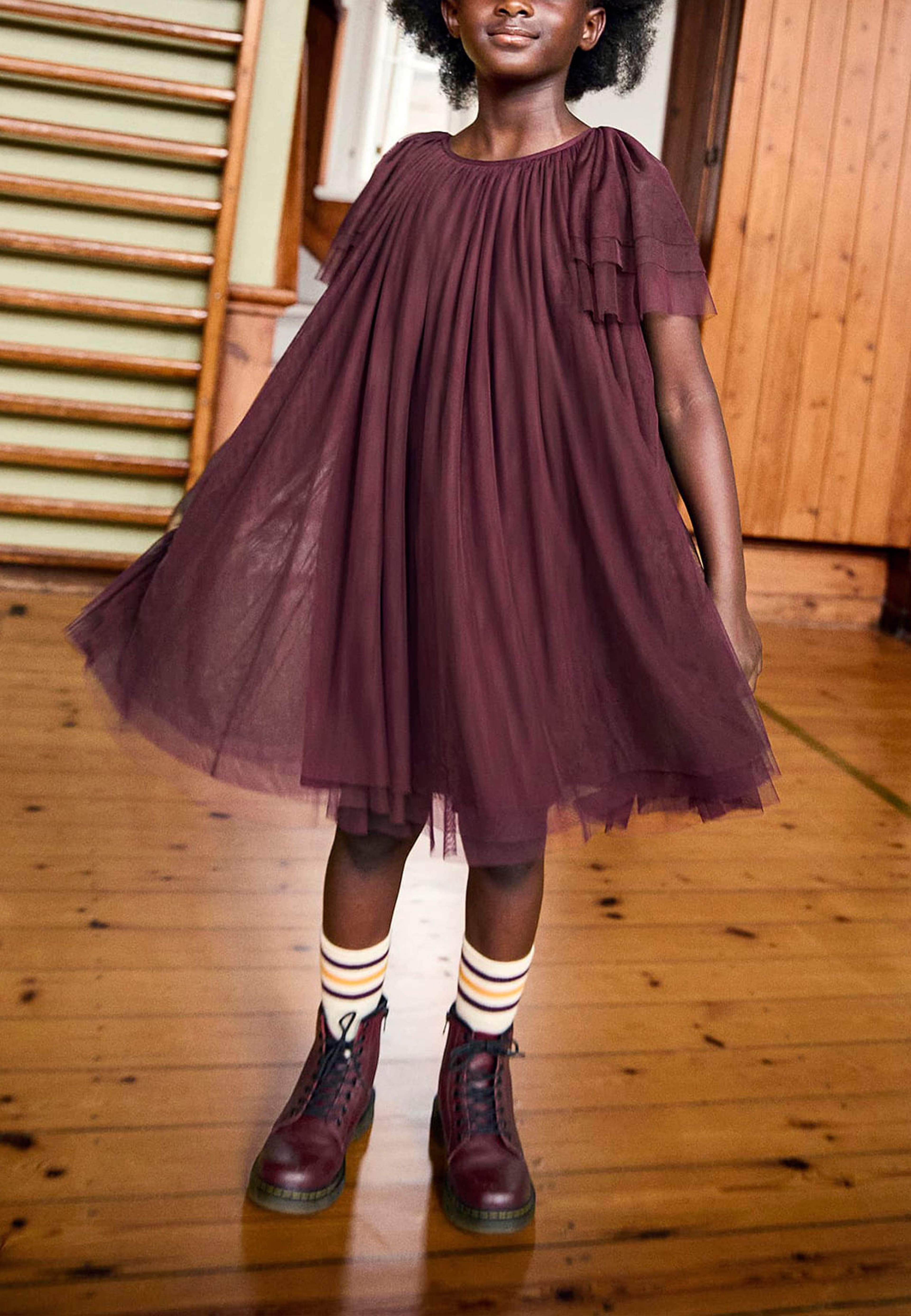 Cocolita Dress, från Molo, i färgen Forestberry. Klicka för att öppna bilden i stort format
