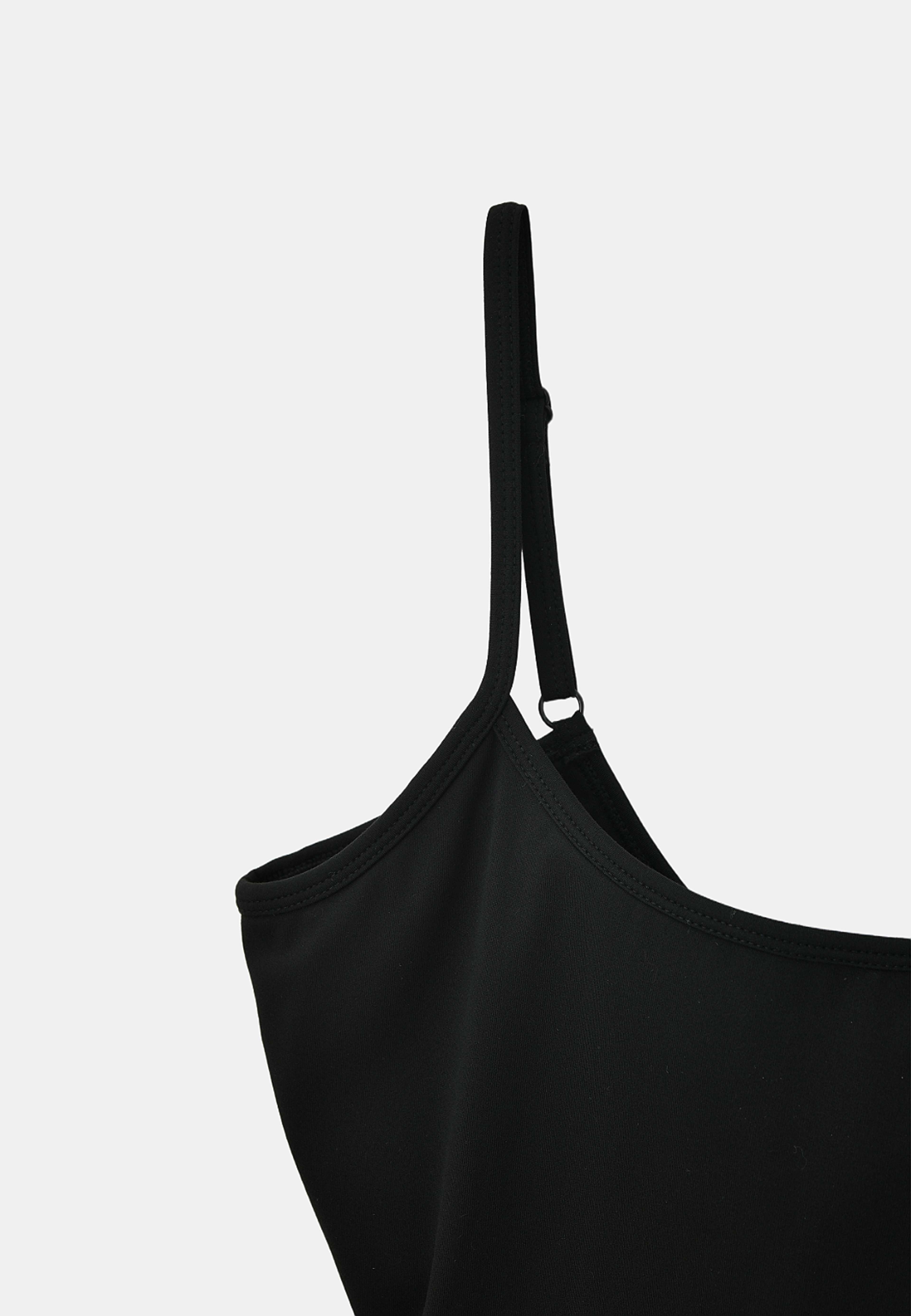 Sports top integral bra TEKLE, från AVOLA, i färgen Black. Klicka för att öppna bilden i stort format