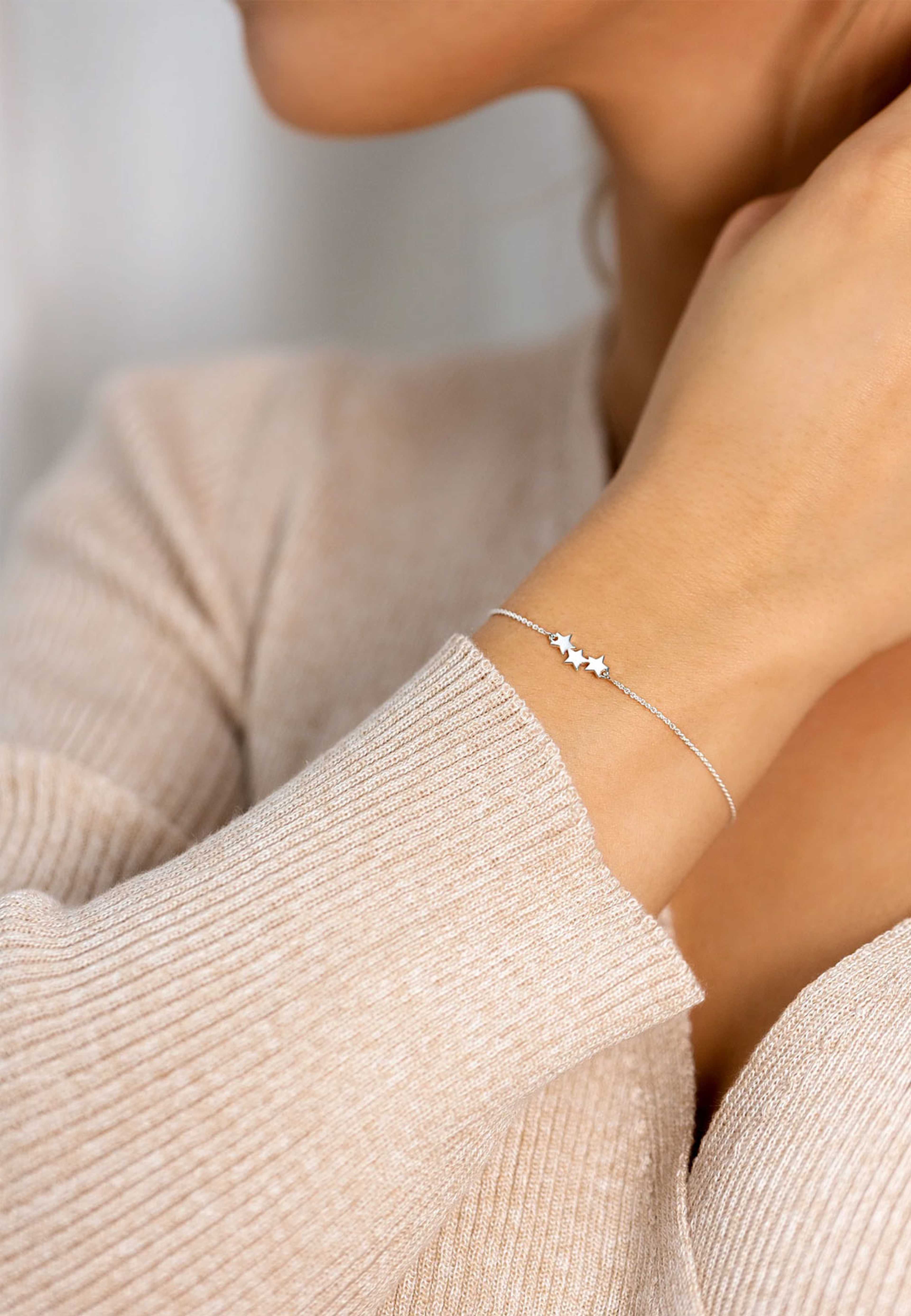 Snap Bracelet Plain Triple Star, från Syster P, i färgen Silver. Klicka för att öppna bilden i stort format