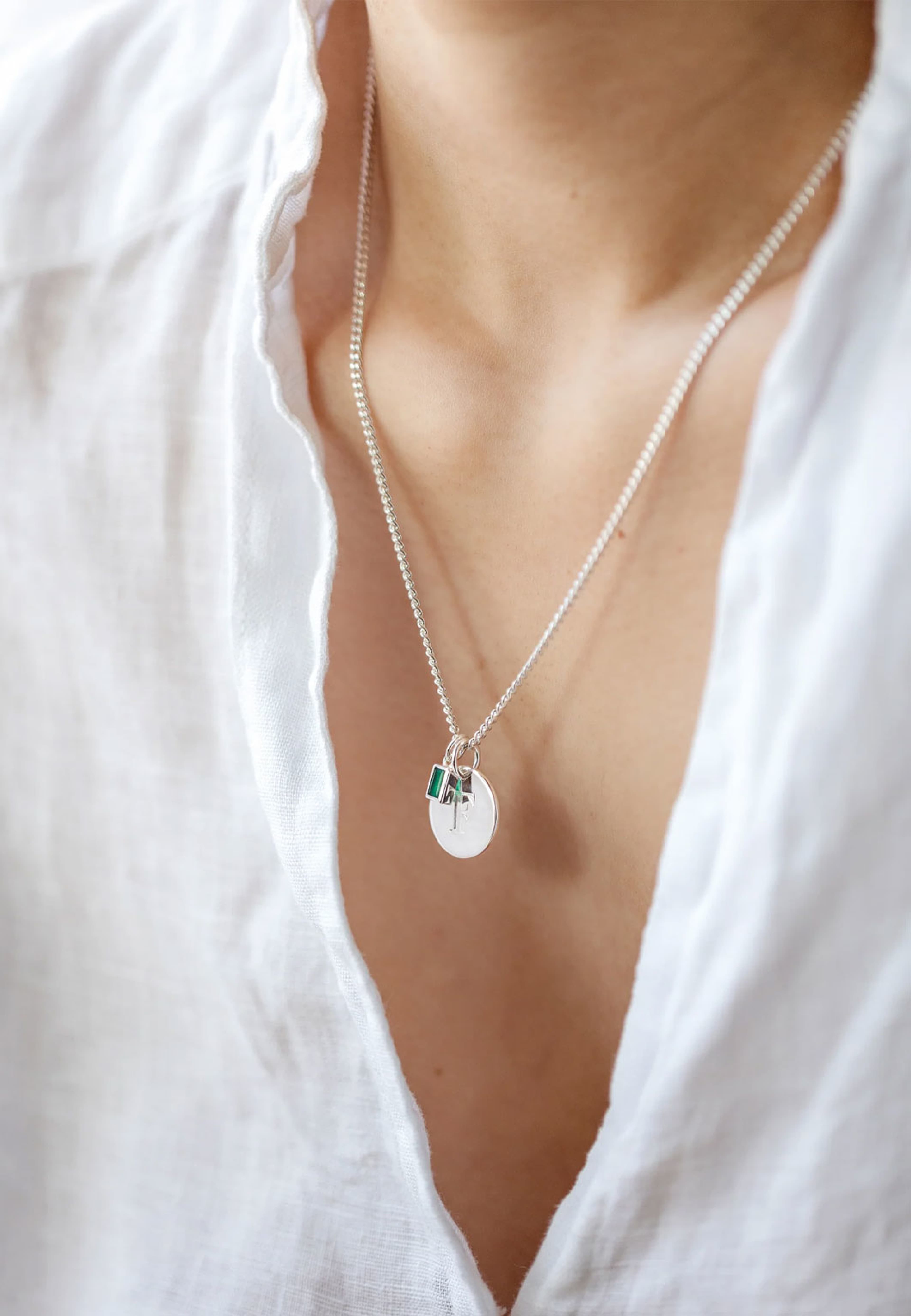 Beloved Square Pendant, från Syster P, i färgen Silver Green Onyx. Klicka för att öppna bilden i stort format