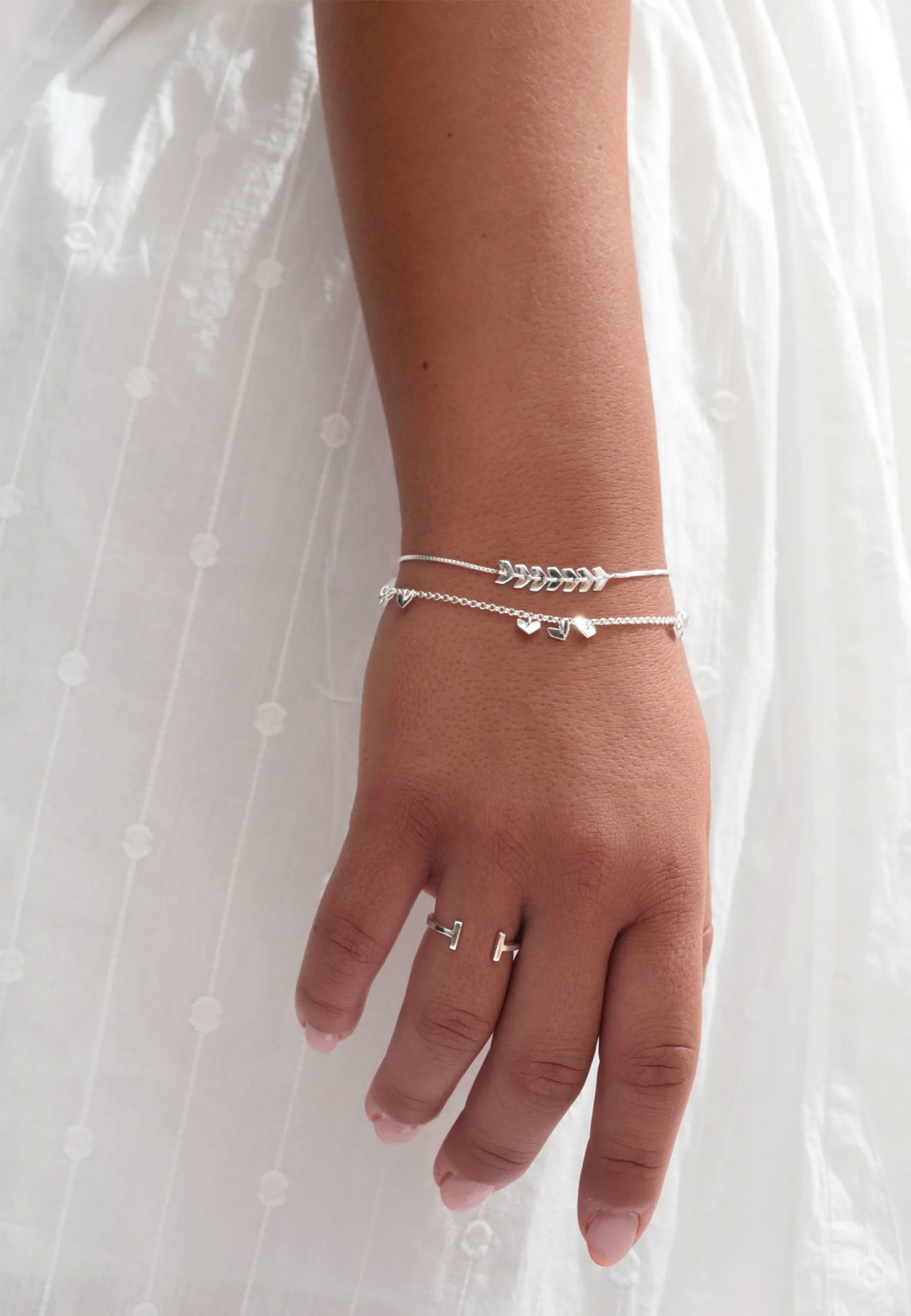 Armband Layers Simone, från Syster P, i färgen Silver. Klicka för att öppna bilden i stort format