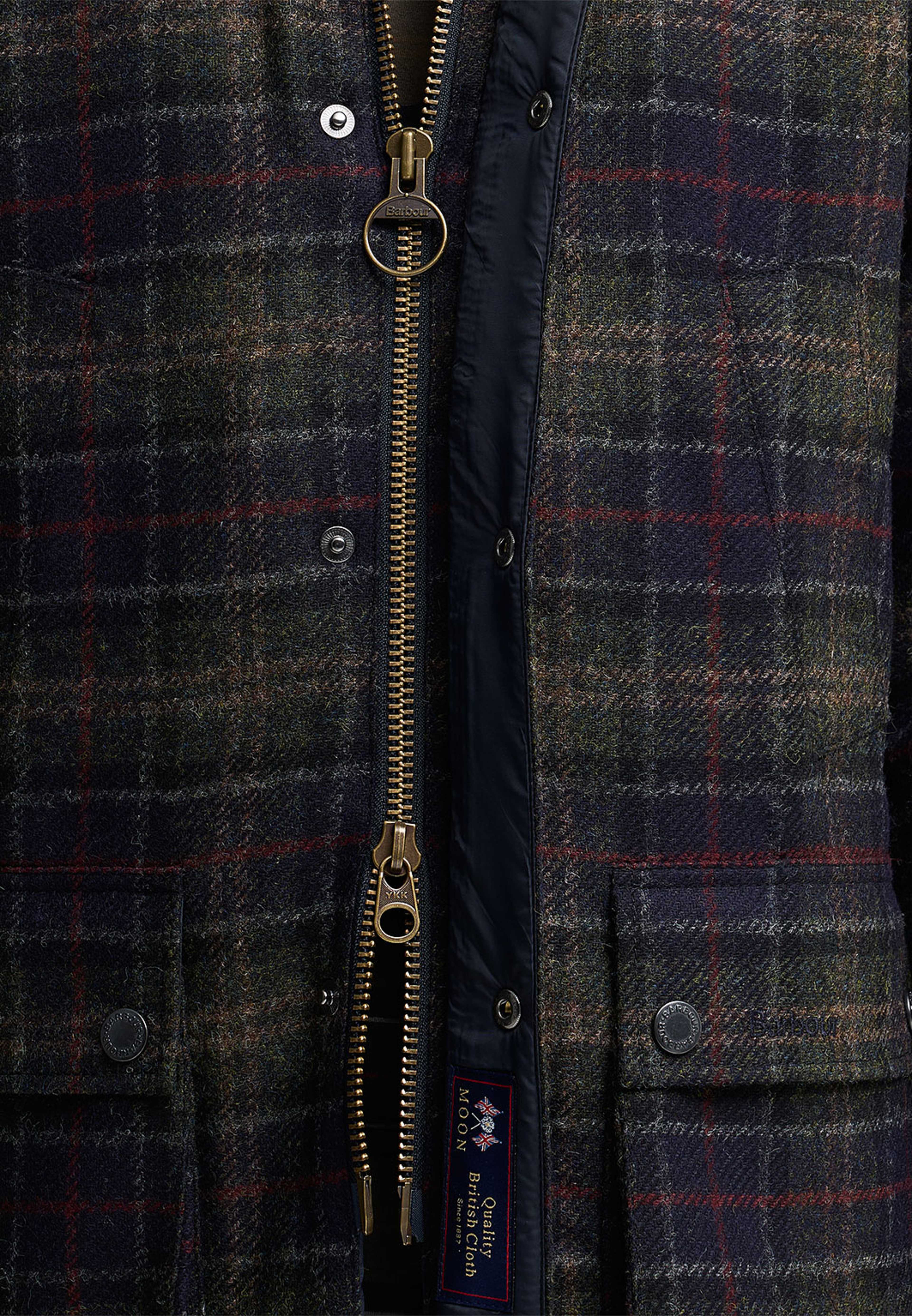 Barbour Tartan Bedale Wool Jacket, från Barbour, i färgen Shadow Classic Tartan. Klicka för att öppna bilden i stort format