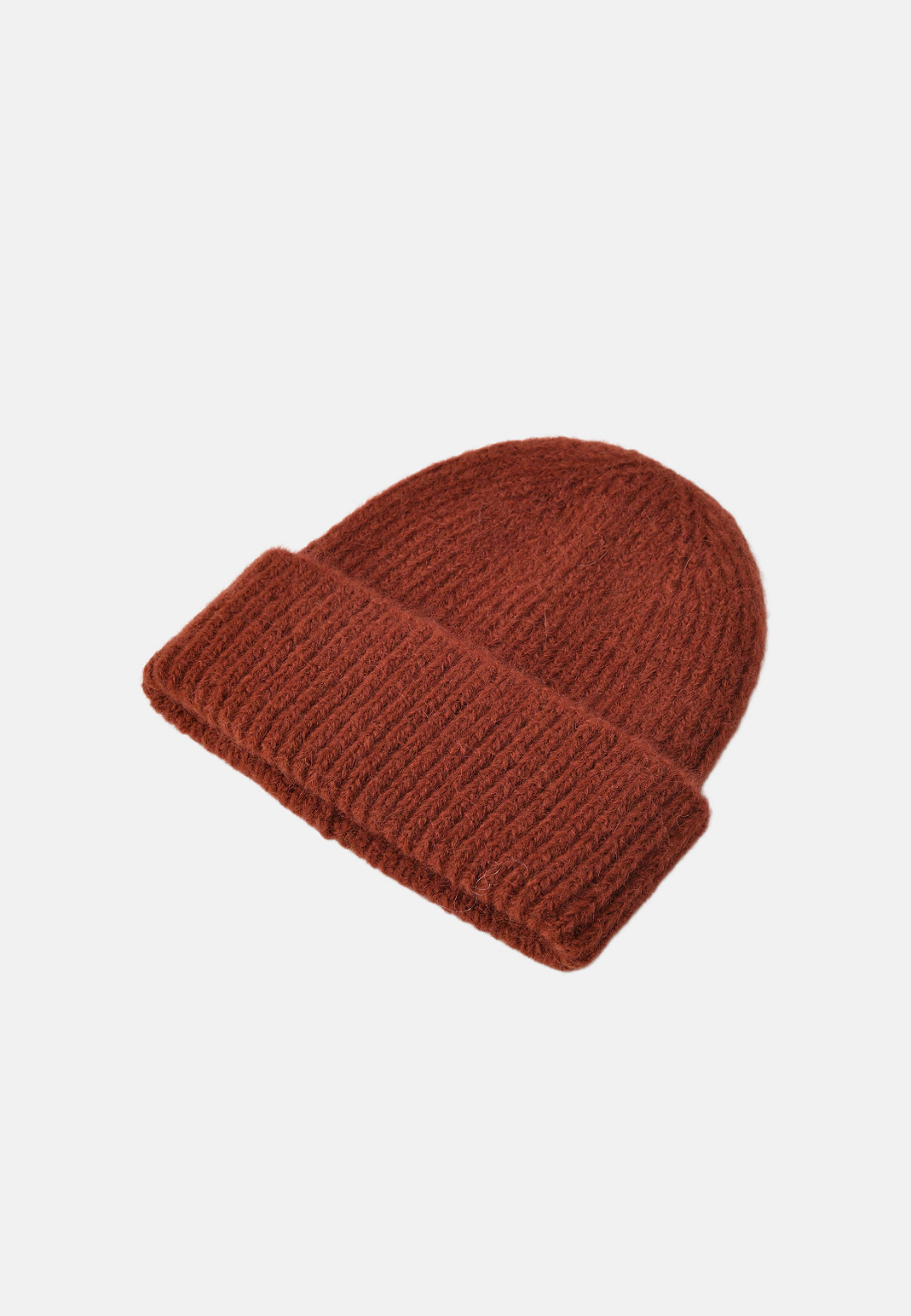 Mössa i ull- och mohairmix ELSY, från Wera, i färgen Rust. Klicka för att öppna bilden i stort format