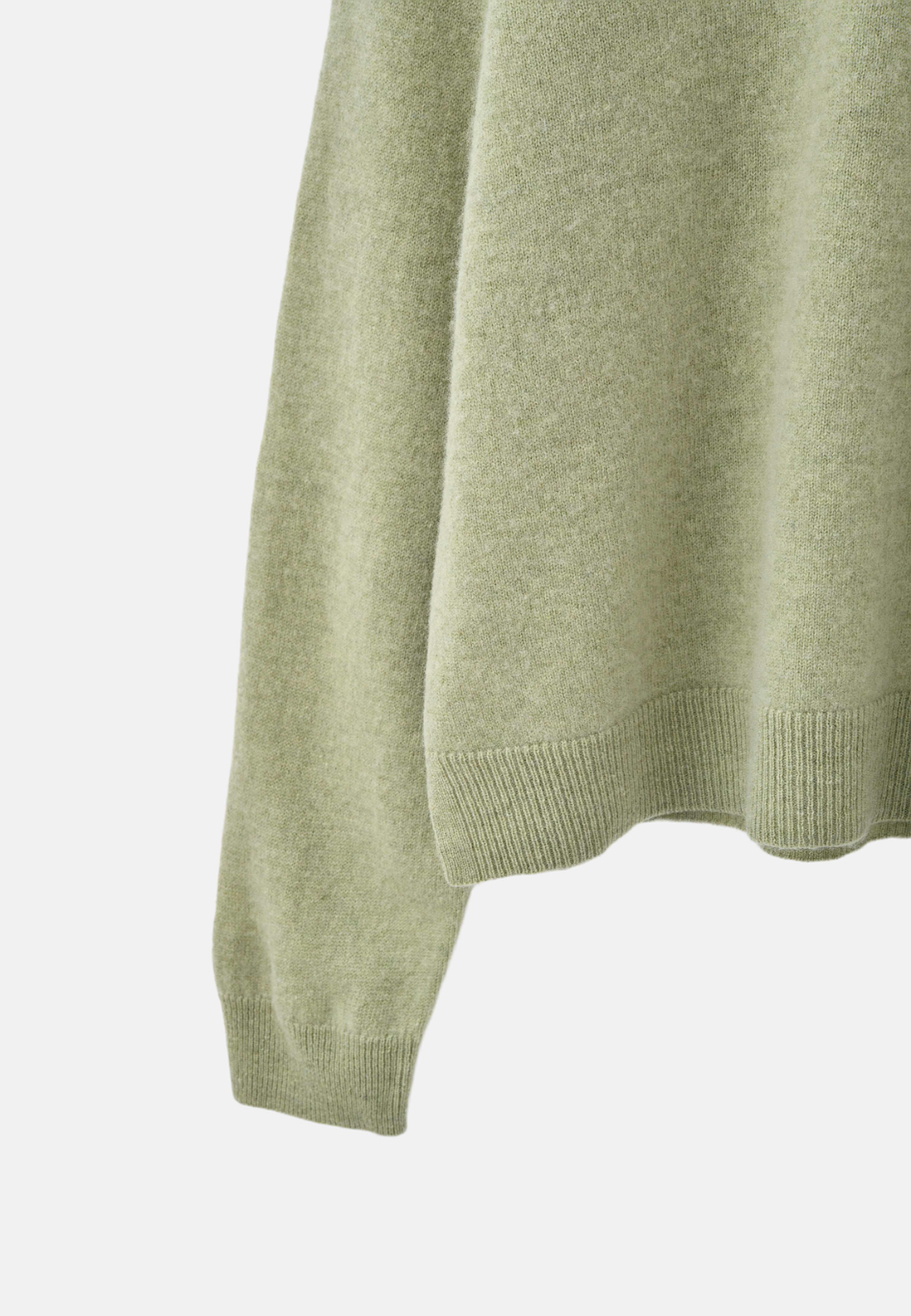 Jumper i ull EVALENA, från Carin Wester, i färgen Light Green. Klicka för att öppna bilden i stort format