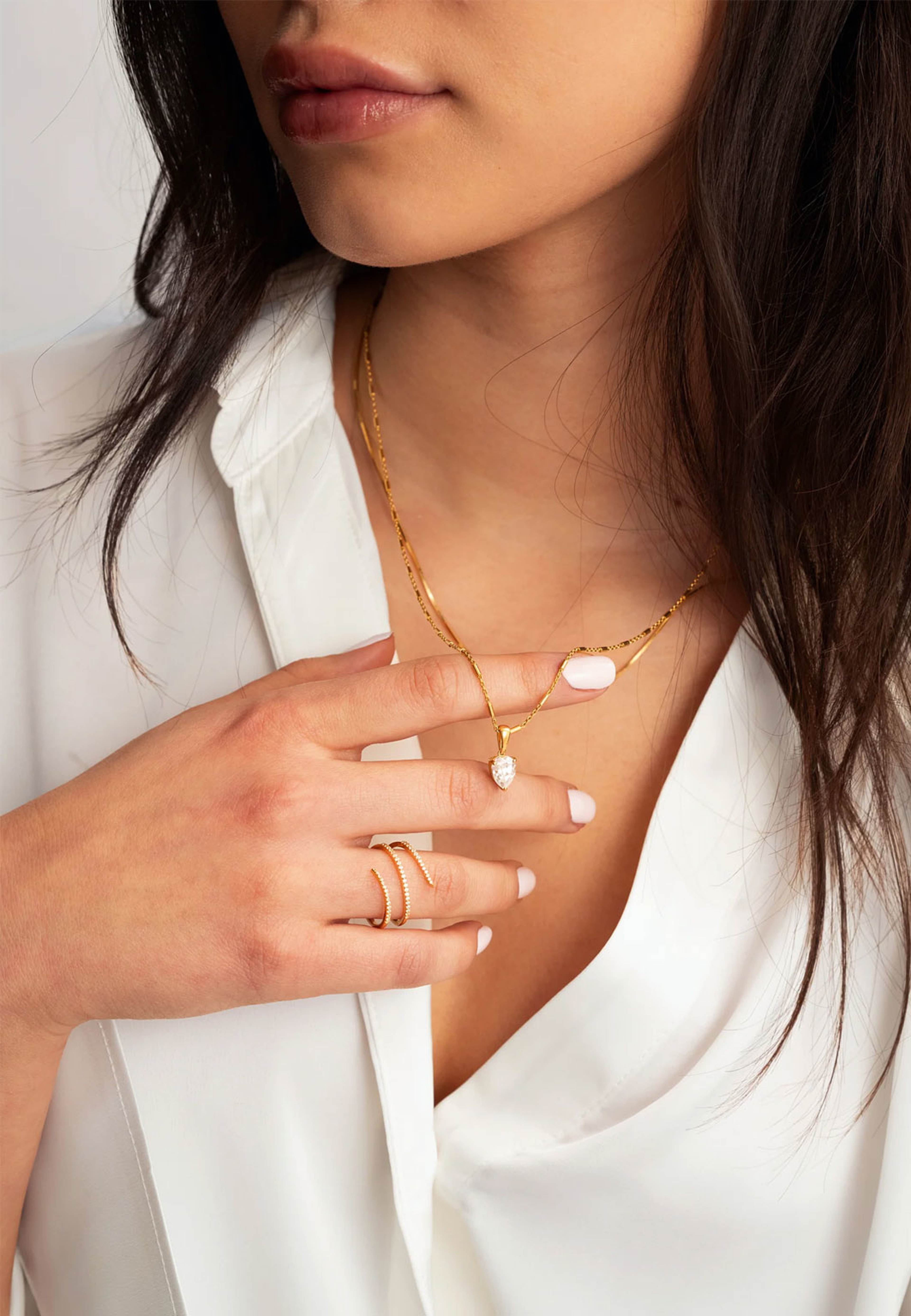 Sparkle Wrap Ring, från Syster P, i färgen Gold. Klicka för att öppna bilden i stort format
