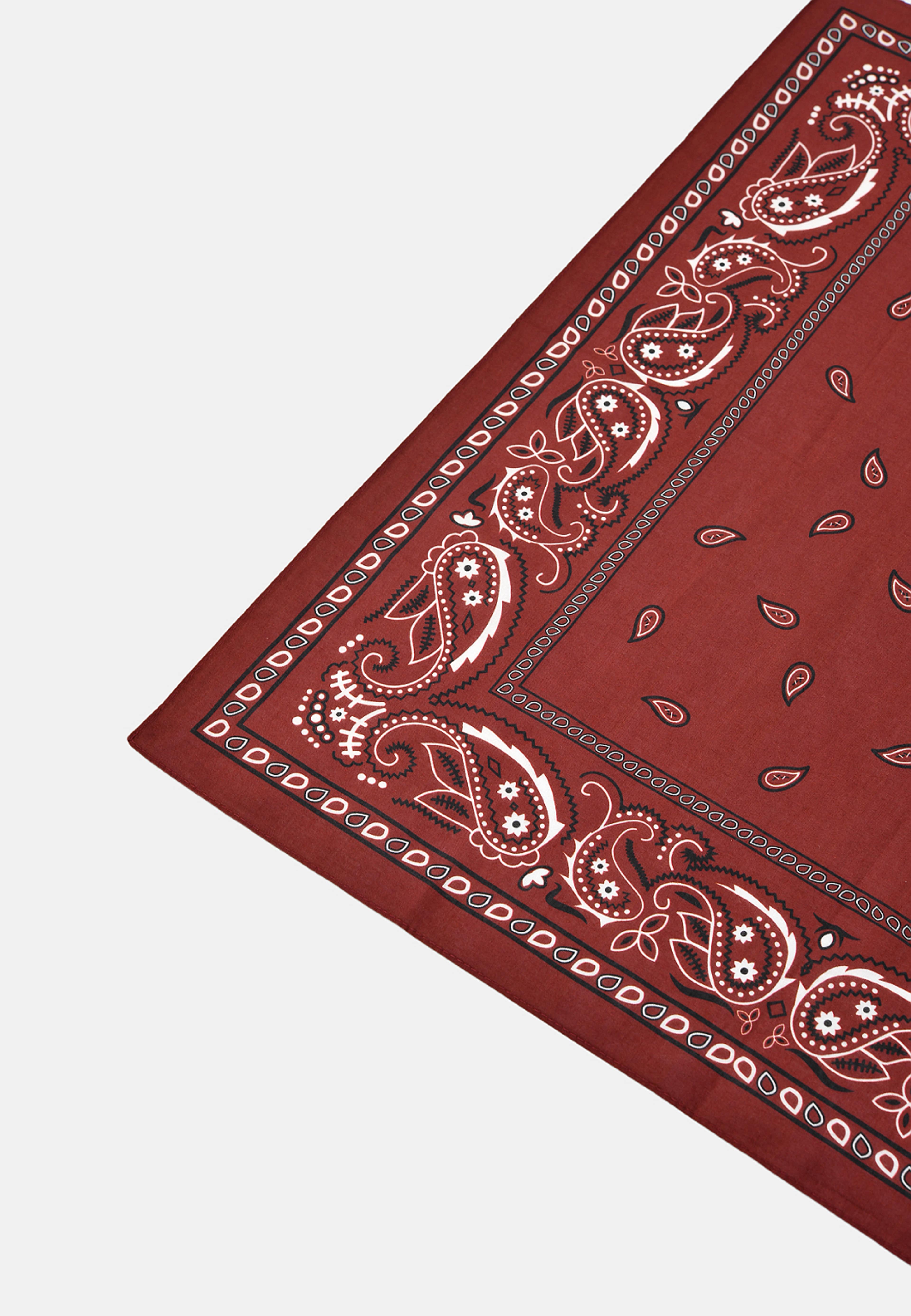Scarf NOAH, från NORVIE, i färgen Red. Klicka för att öppna bilden i stort format