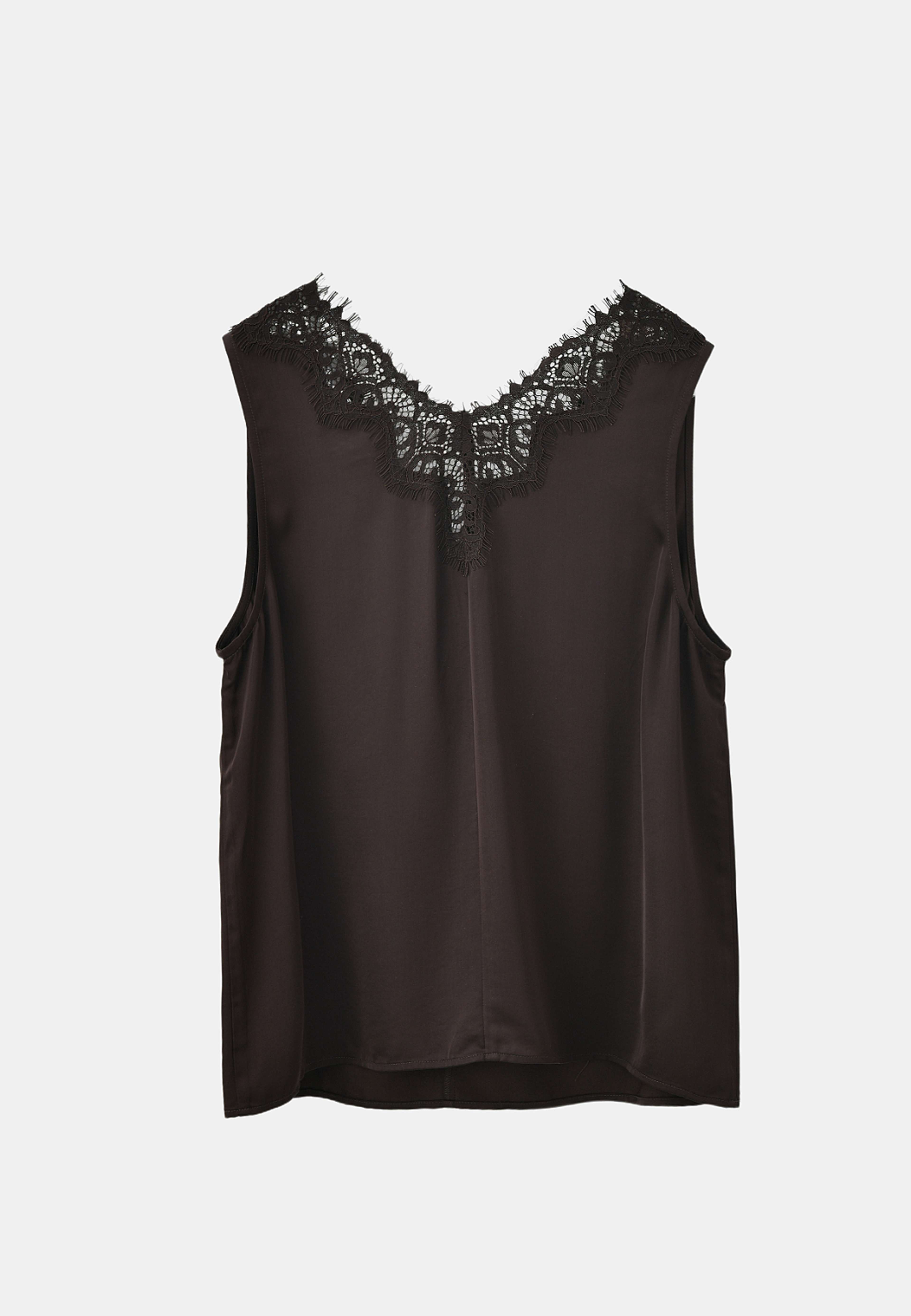 Spetstopp KETTY, från Carin Wester, i färgen Dark Brown. Klicka för att öppna bilden i stort format