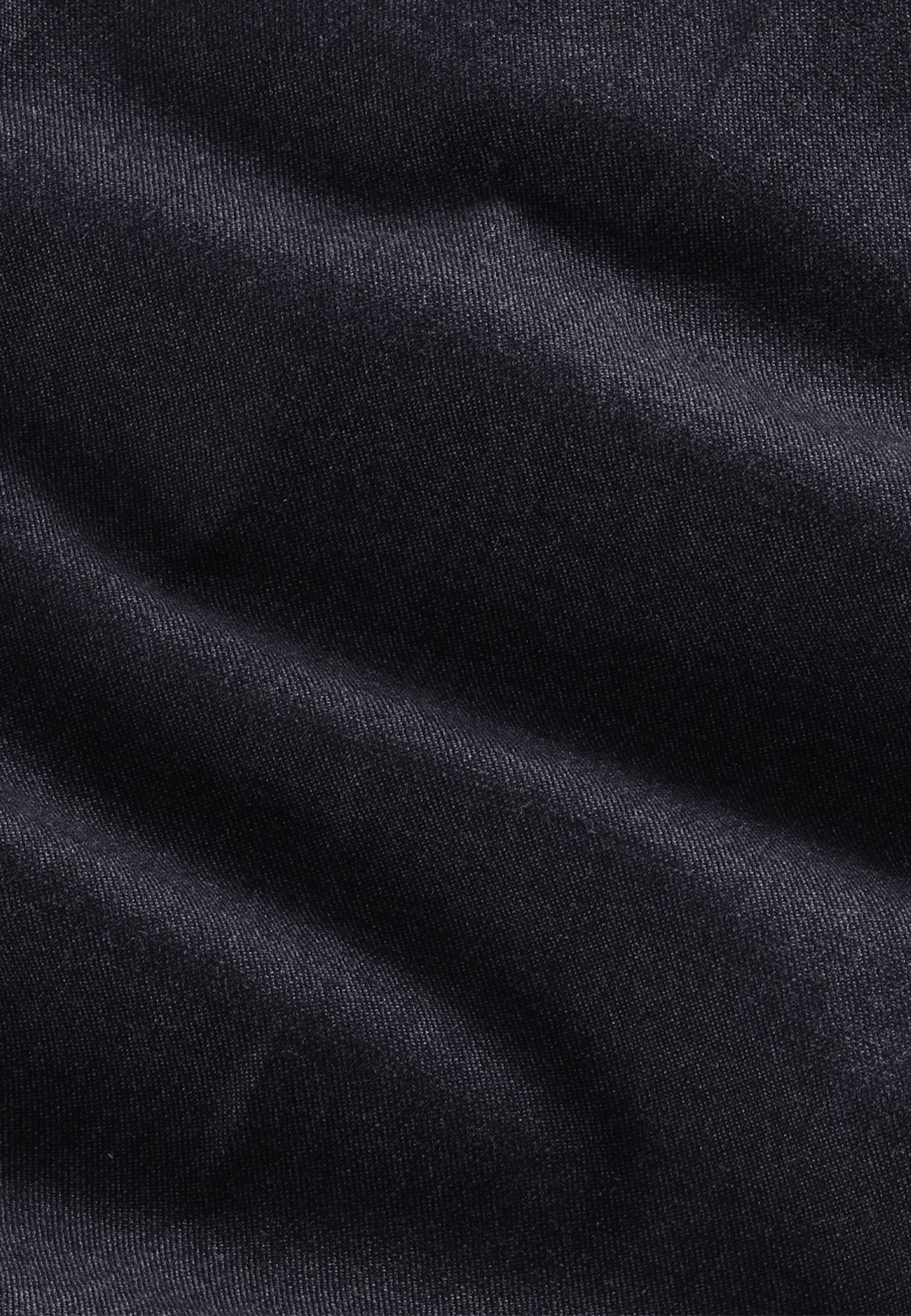 Theo 1067, från NN07, i färgen Deep Navy. Klicka för att öppna bilden i stort format
