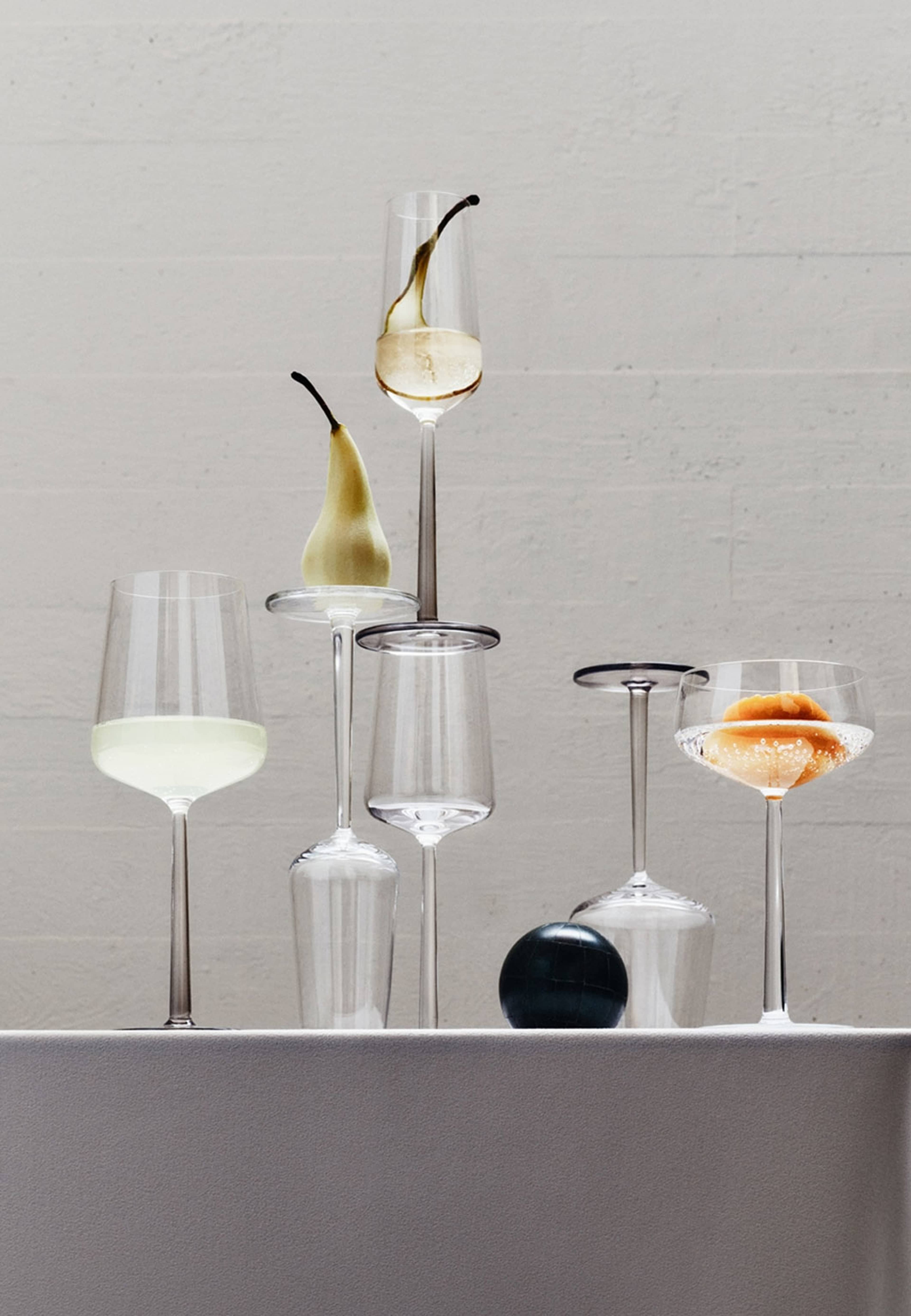 Essence rödvinsglas 45 cl linne 2-pack, från Iittala, i färgen Linne. Klicka för att öppna bilden i stort format