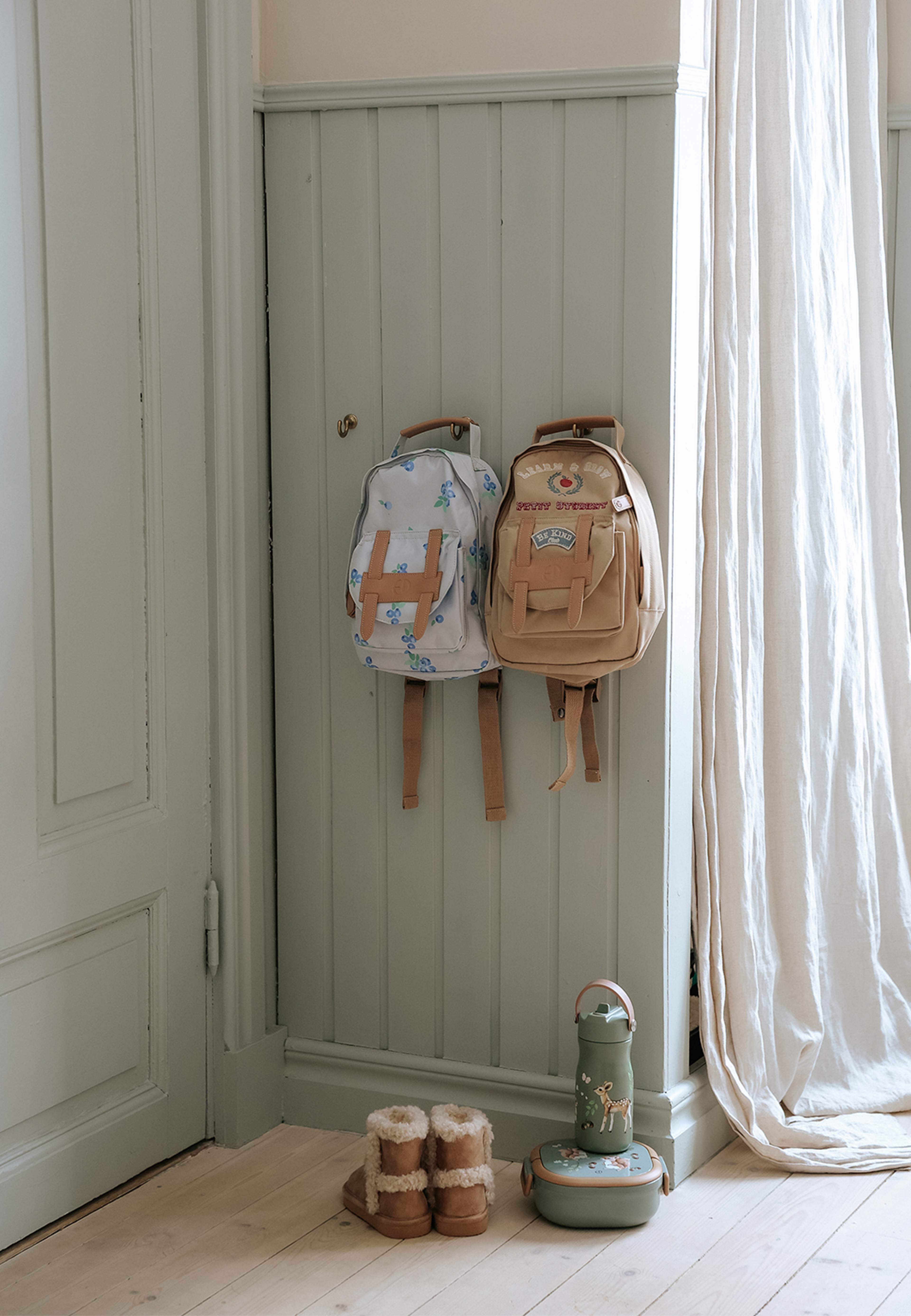 Ryggsäck Backpack MINI Learn & Grow, från Elodie Details, i färgen Learn & Grow. Klicka för att öppna bilden i stort format