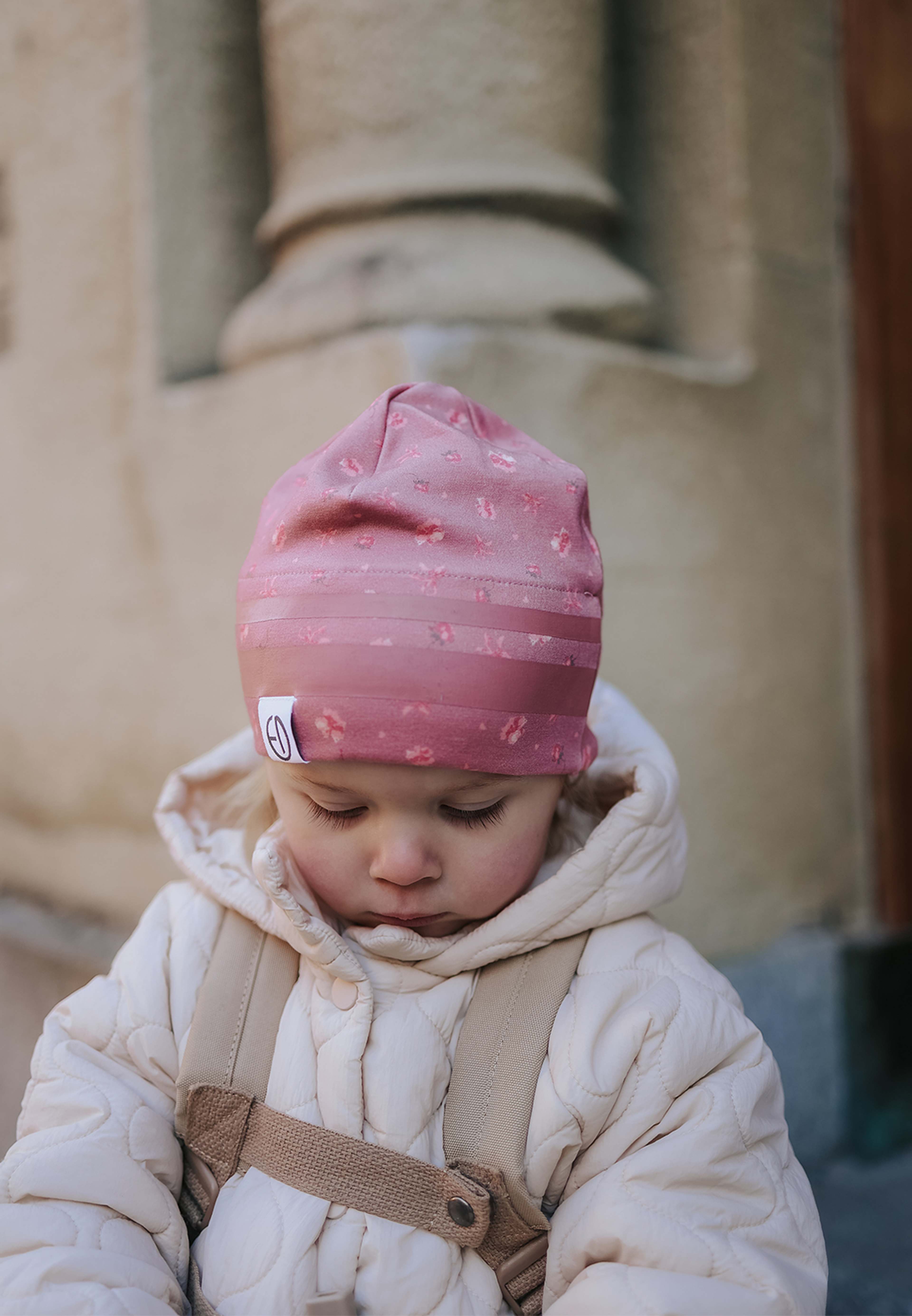 Vintermössa Pink Petit River Rose, från Elodie Details, i färgen Pink Petit River Rose. Klicka för att öppna bilden i stort format
