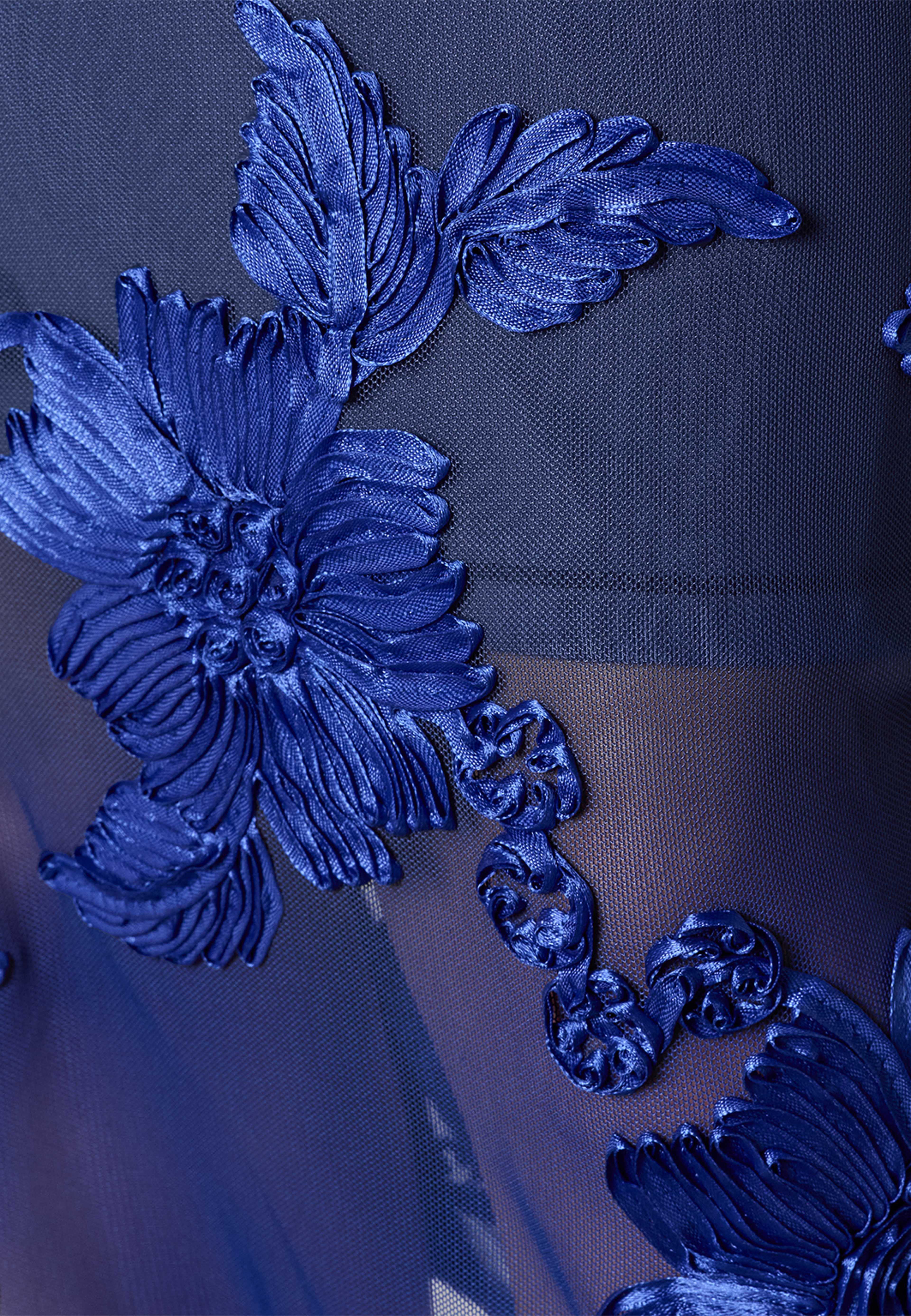 Lalitha 3d Floral Skirt, från French Connection, i färgen Cobalt Blue. Klicka för att öppna bilden i stort format