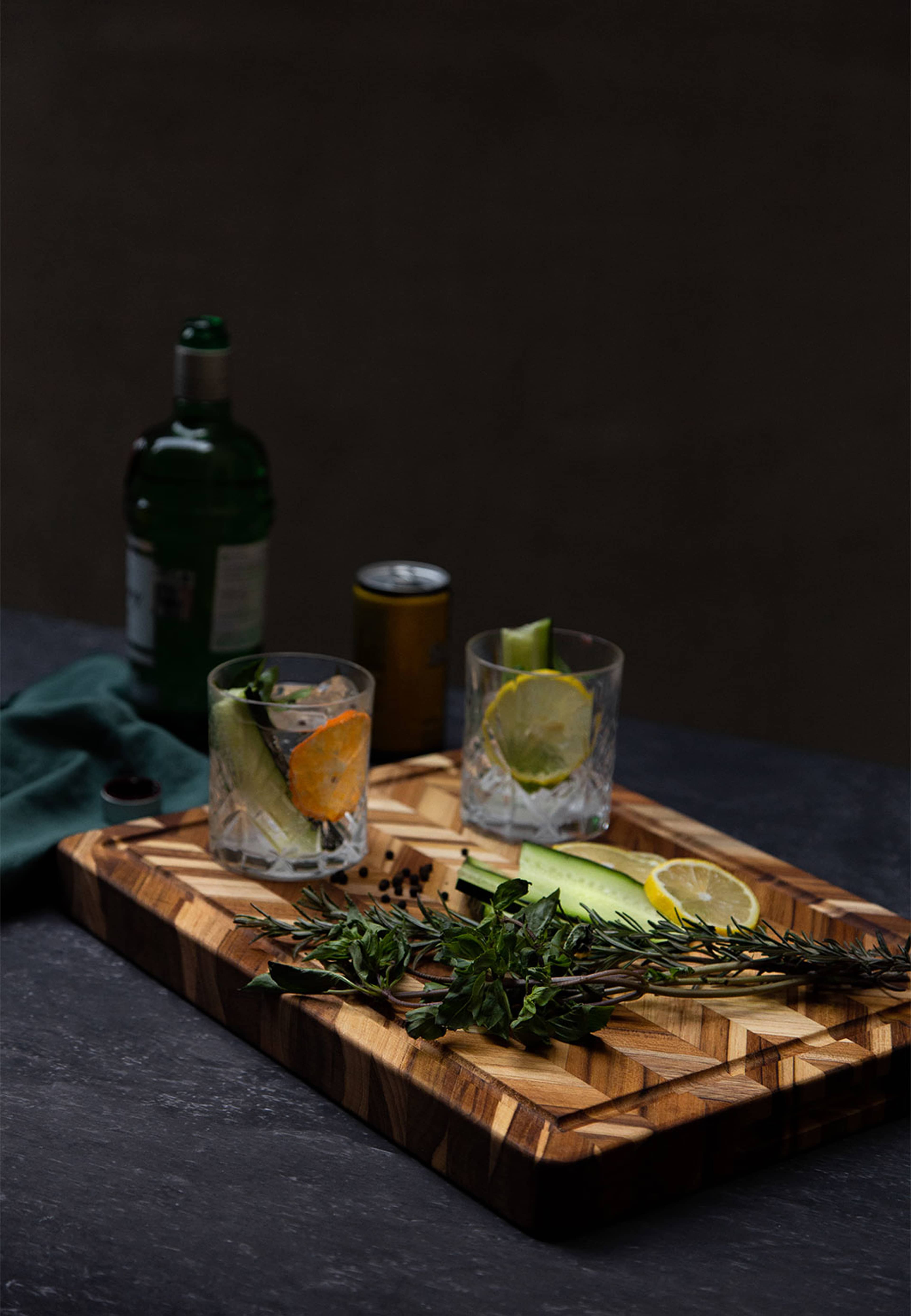 Herringbone Cutting Board Heavy-duty (M) 321, från Teakhaus, i färgen Teak. Klicka för att öppna bilden i stort format