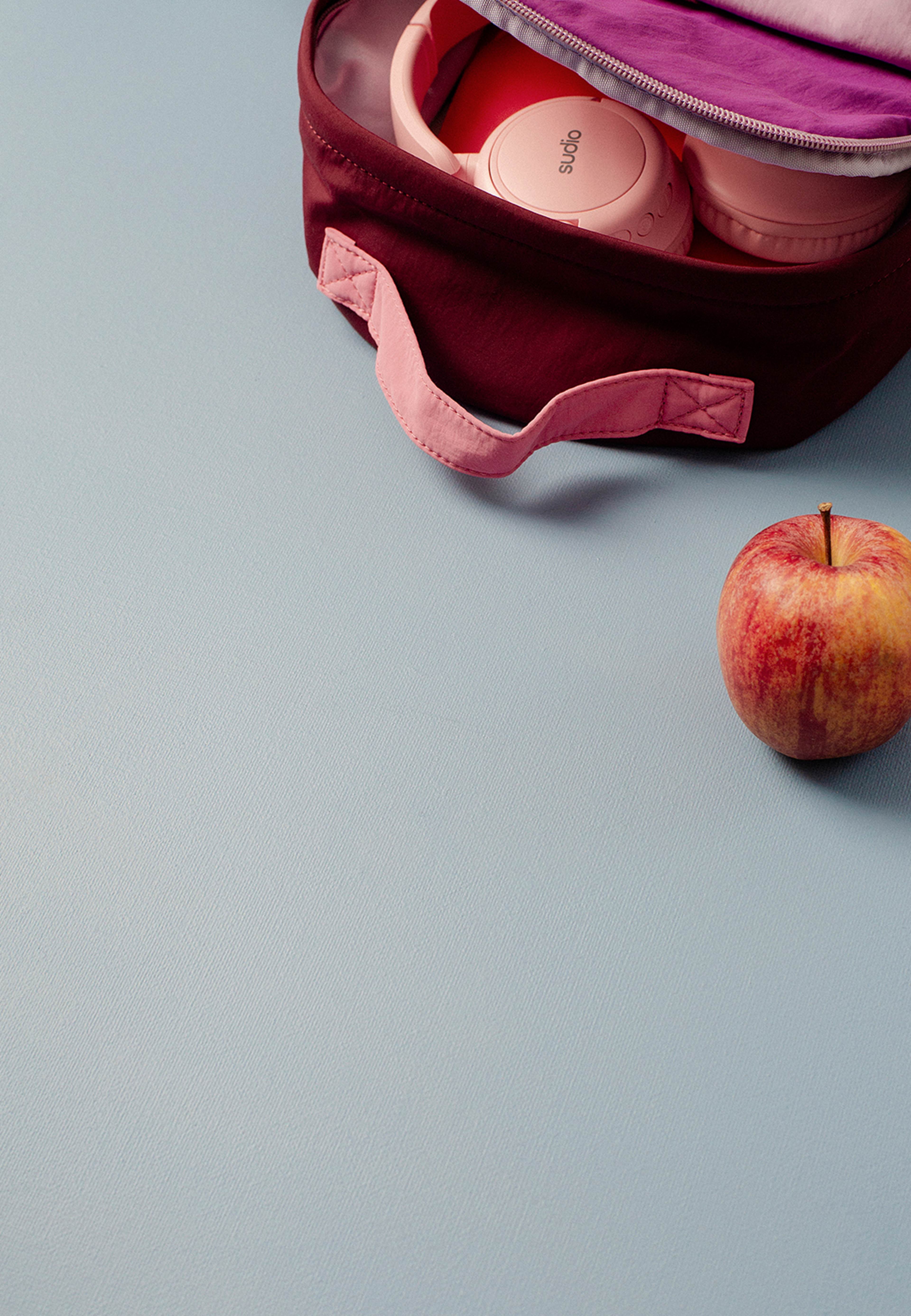 Sudio Kids On-Ear hörlurar, från Sudio, i färgen Rosa. Klicka för att öppna bilden i stort format
