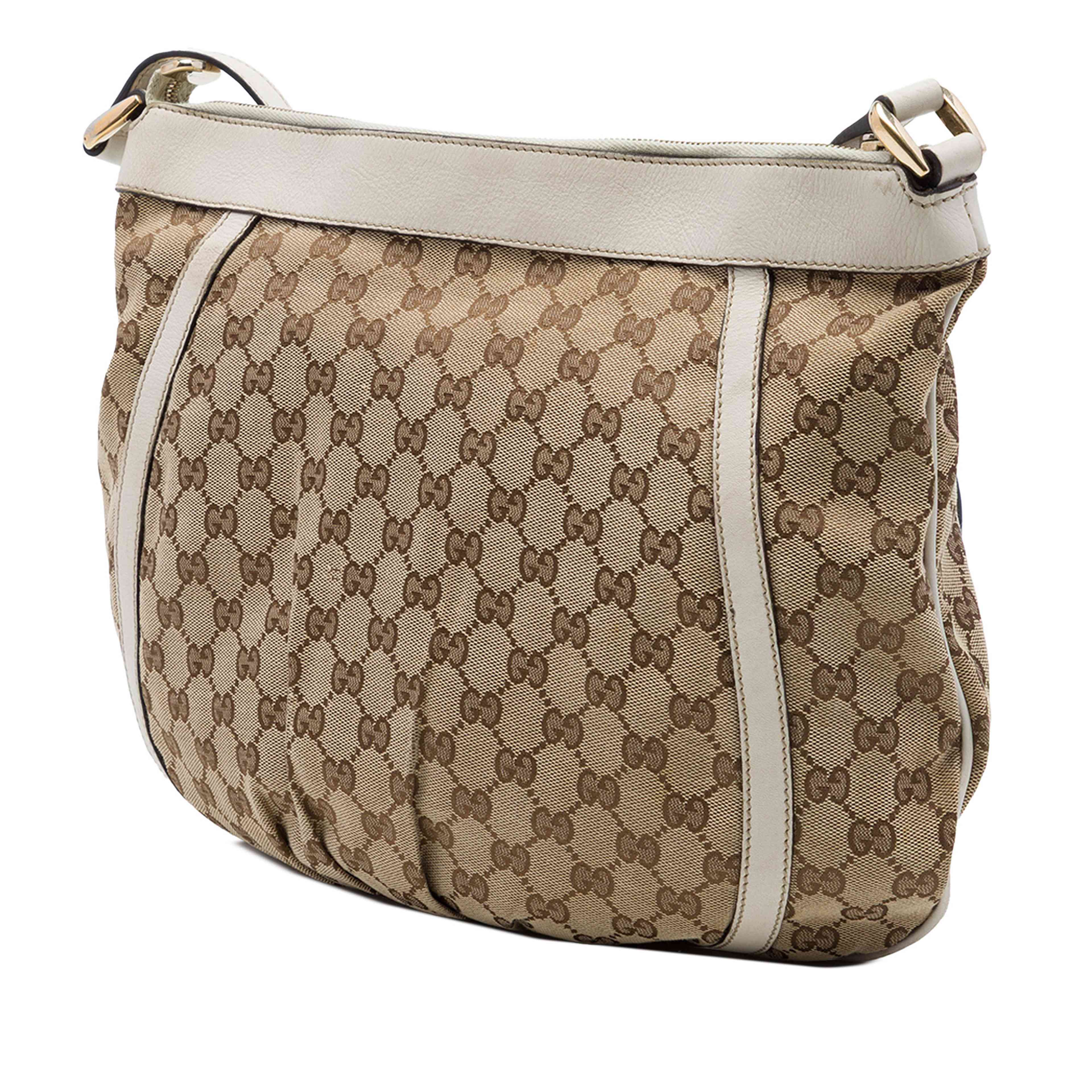 Gucci Gg Canvas Abbey D Ring Crossbody, från Luxclusif, i färgen beige. Klicka för att öppna bilden i stort format