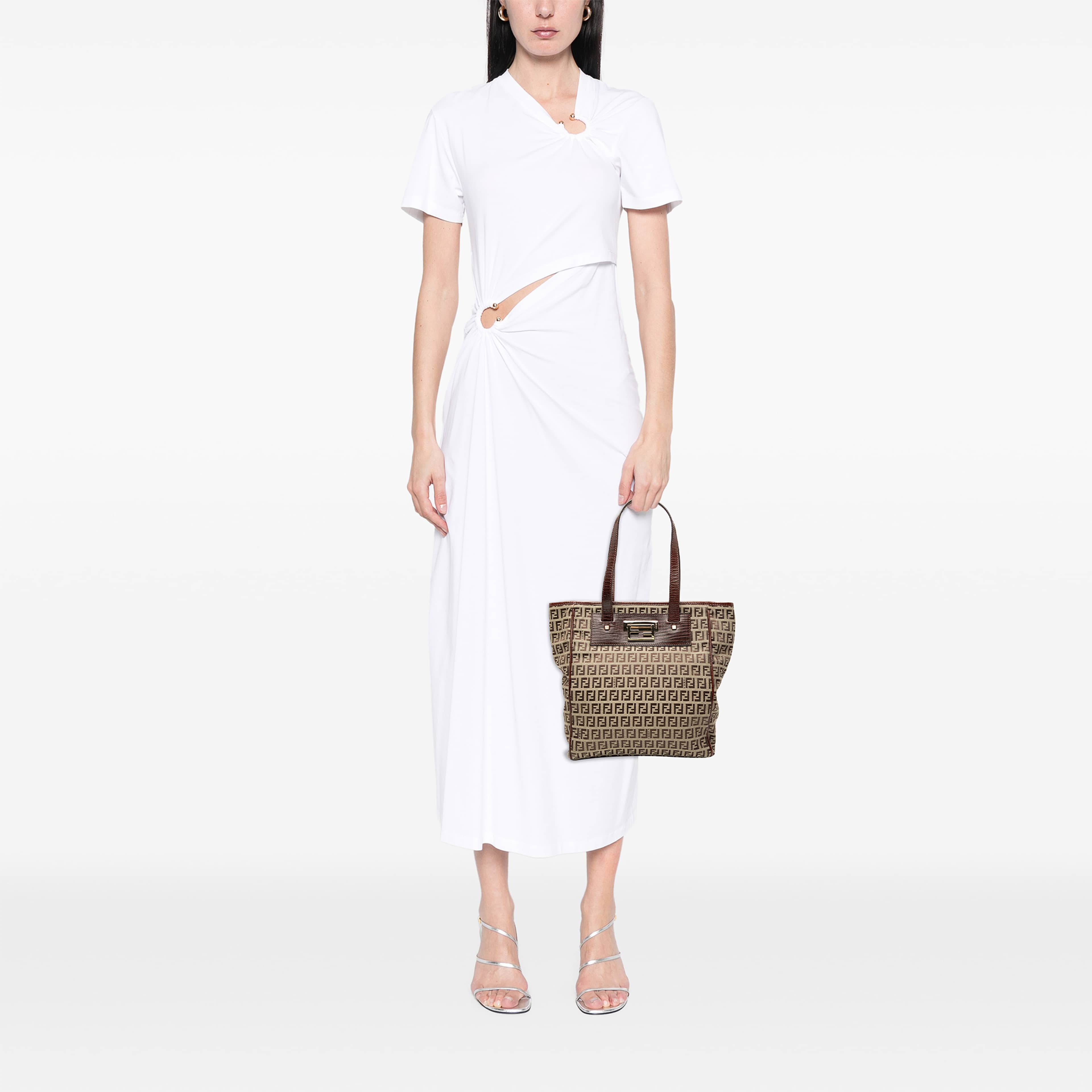 Fendi Zucchino Canvas Tote, från Luxclusif, i färgen brun. Klicka för att öppna bilden i stort format