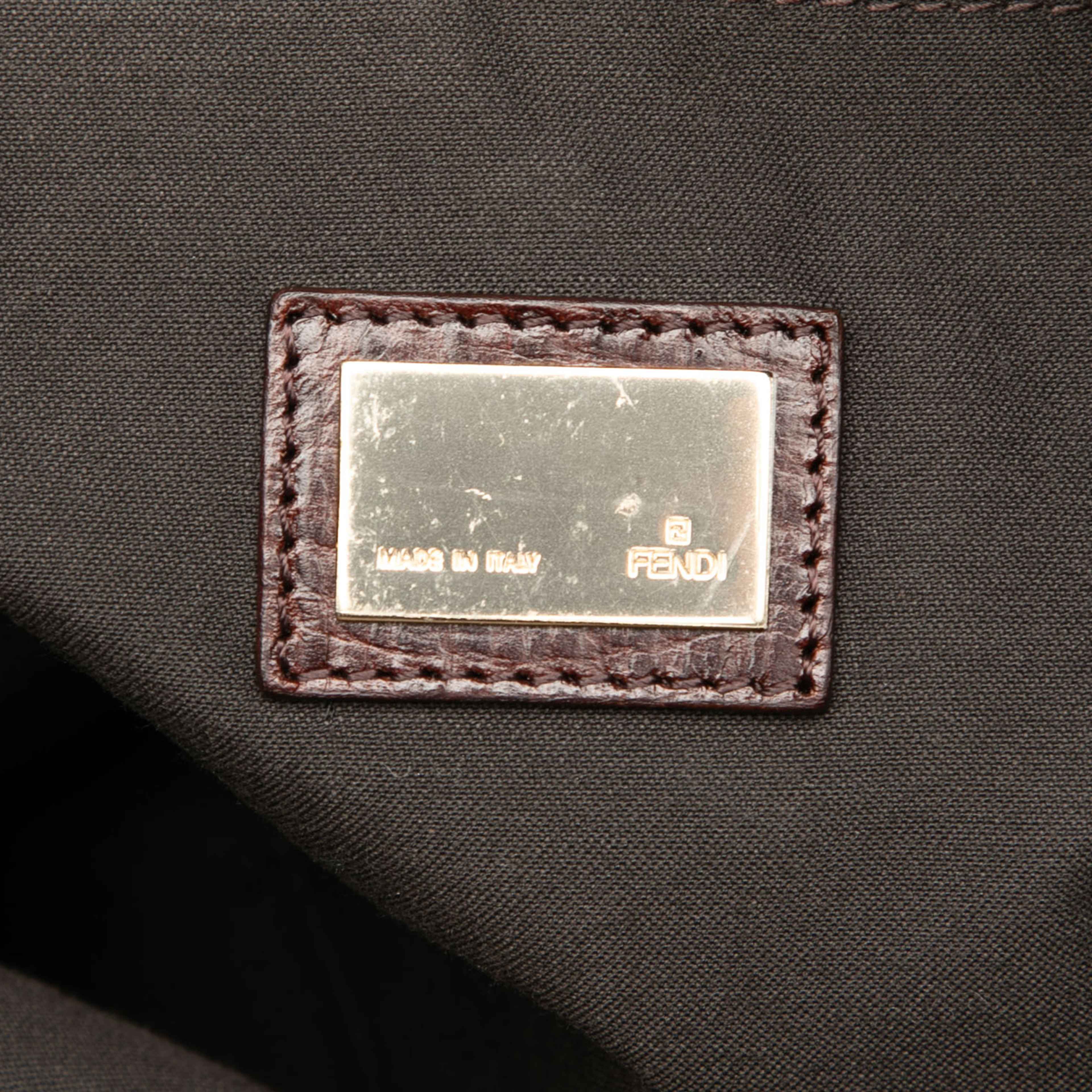 Fendi Zucchino Canvas Tote, från Luxclusif, i färgen brown. Klicka för att öppna bilden i stort format