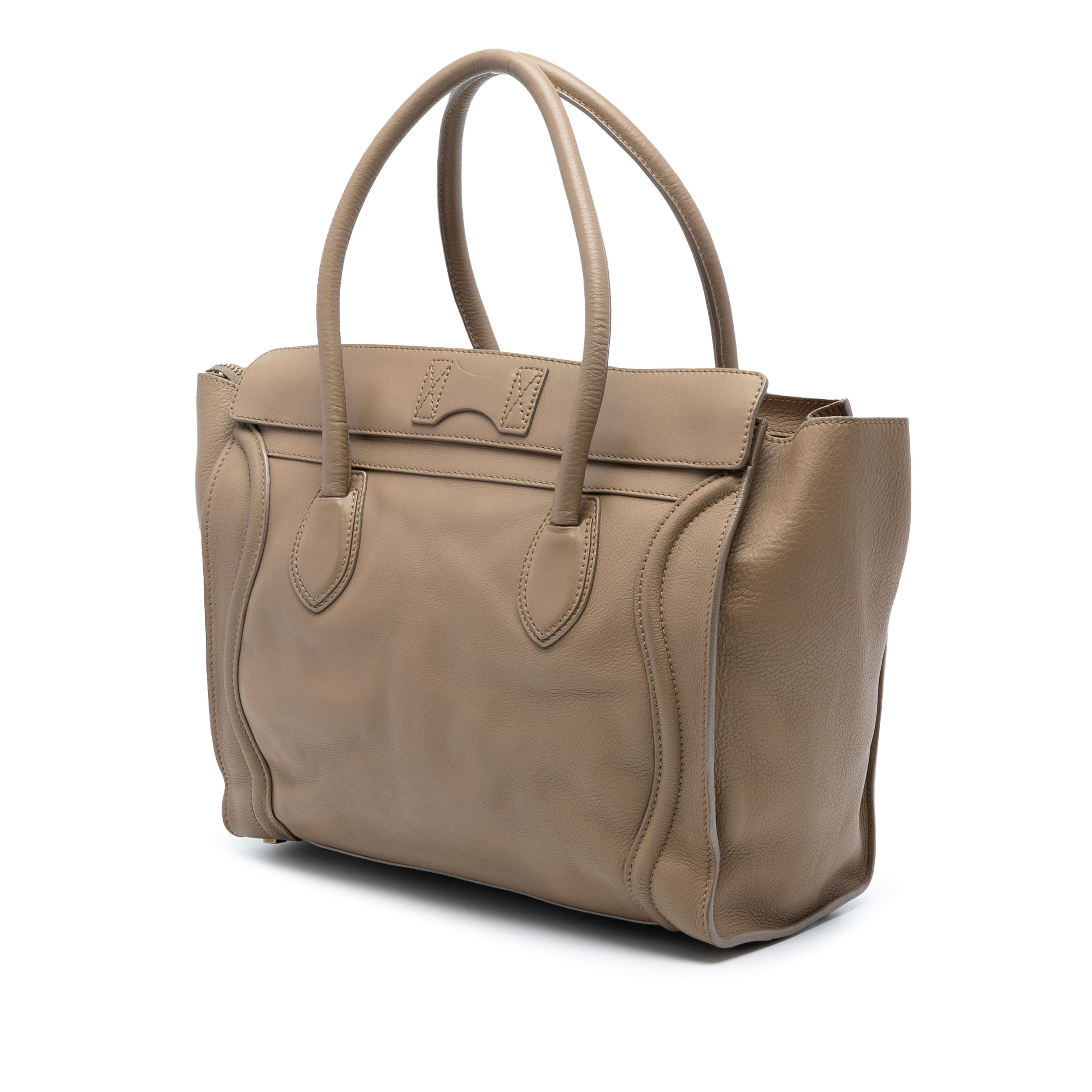 Celine Mini Leather Luggage Tote, från Luxclusif, i färgen light brown. Klicka för att öppna bilden i stort format