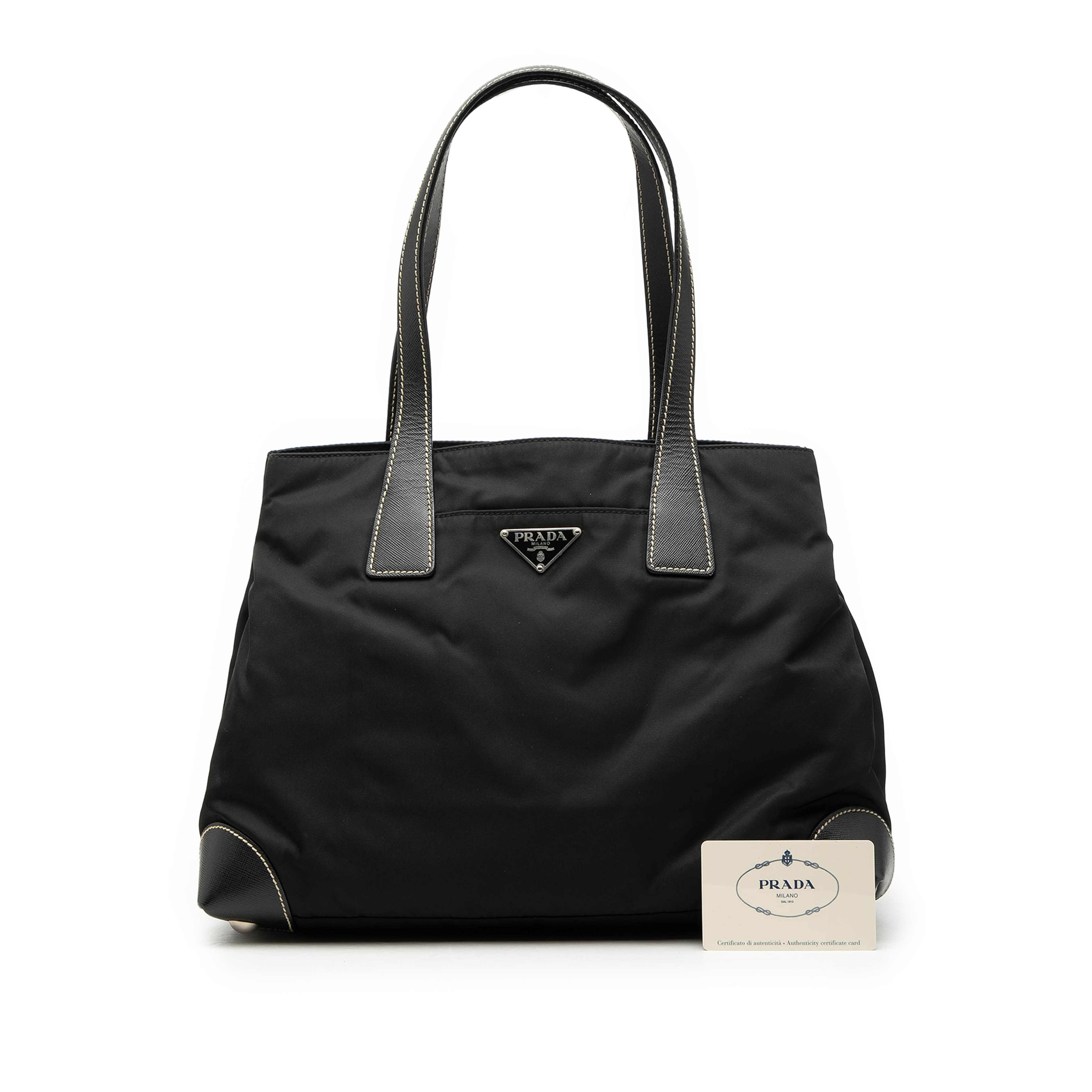 Prada Saffiano Trimmed Tessuto Shopper Tote, från Luxclusif, i färgen svart. Klicka för att öppna bilden i stort format