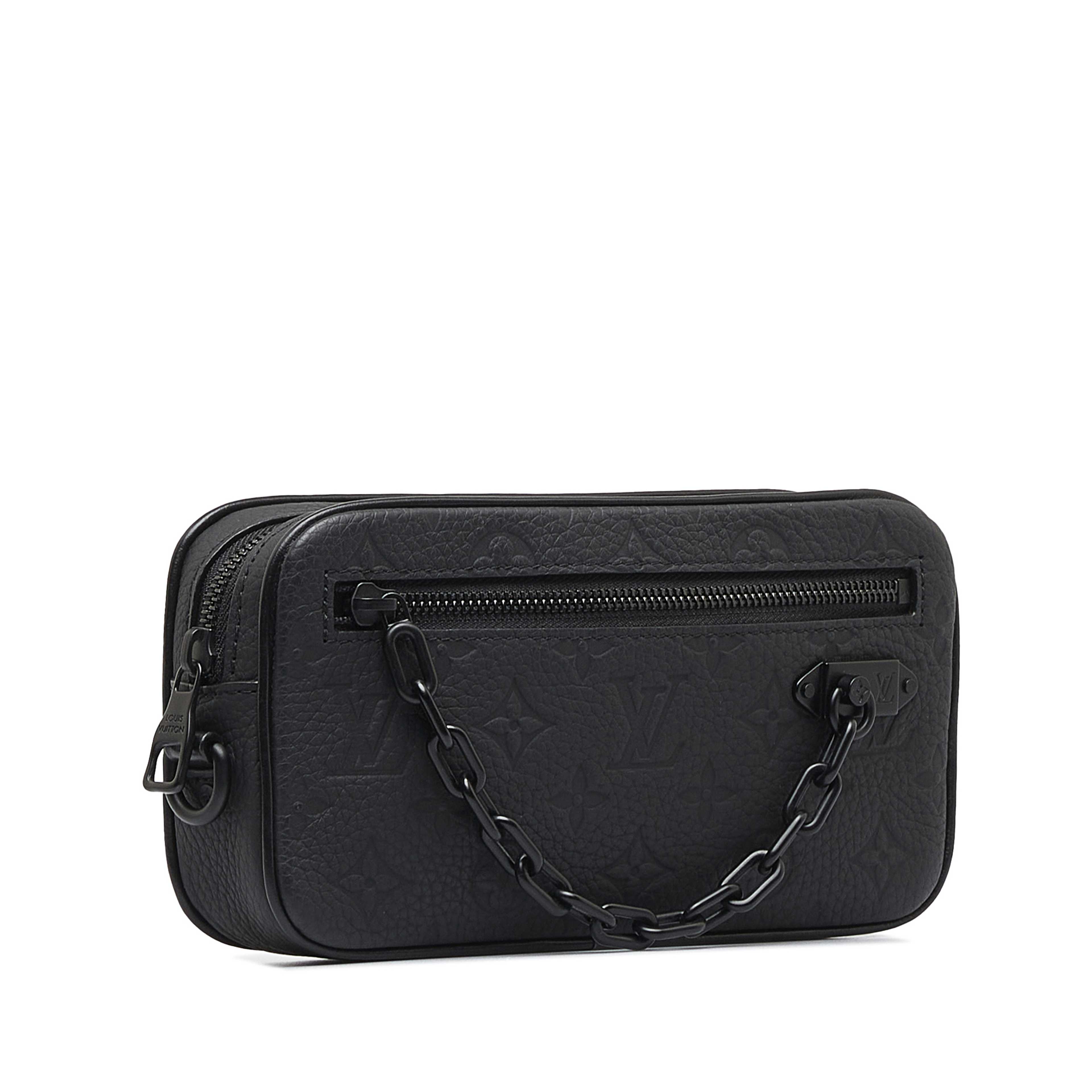 Louis Vuitton Monogram Taurillon Pochette Volga, från Luxclusif, i färgen dark gray. Klicka för att öppna bilden i stort format