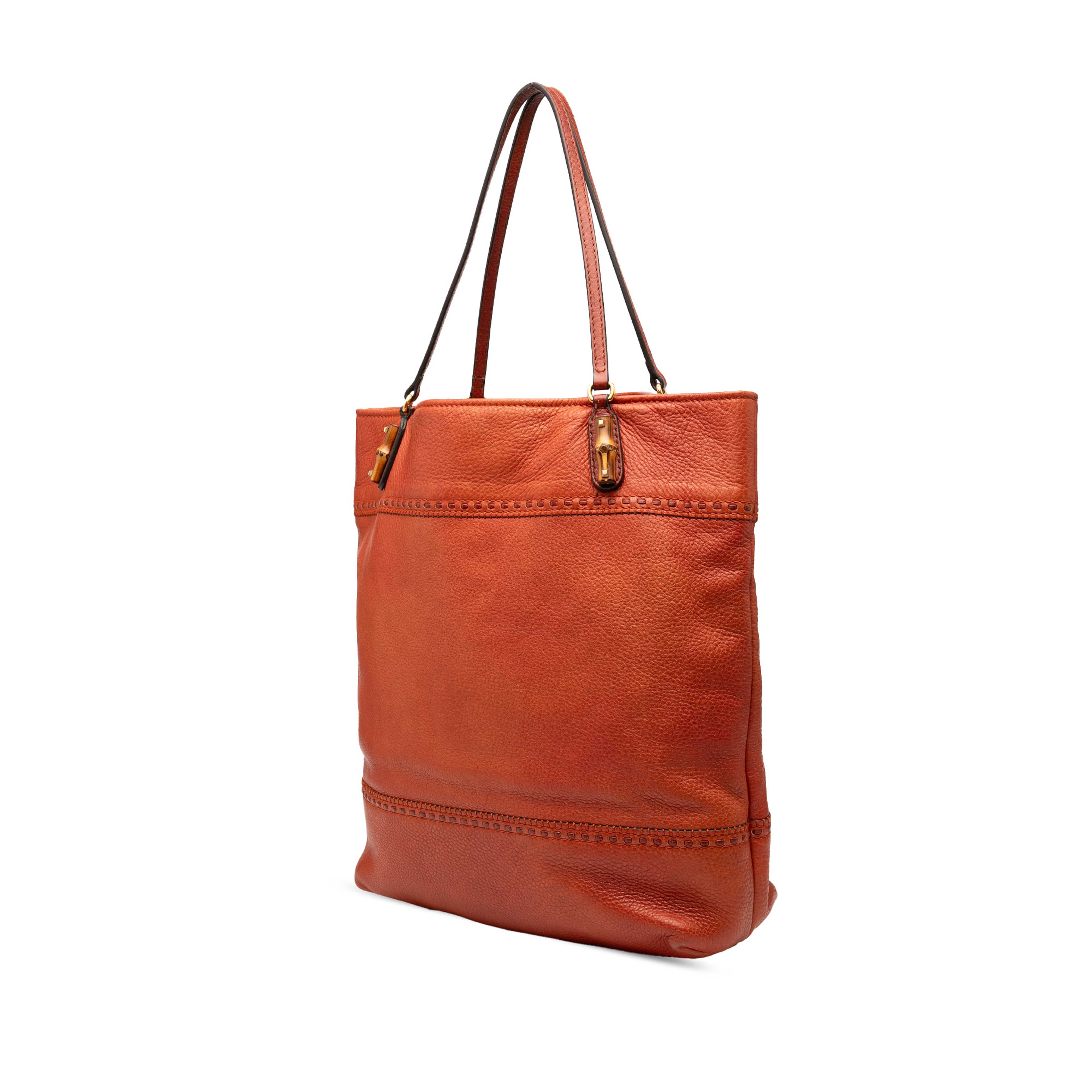 Gucci Large Leather Laidback Crafty Tote, från Luxclusif, i färgen orange. Klicka för att öppna bilden i stort format