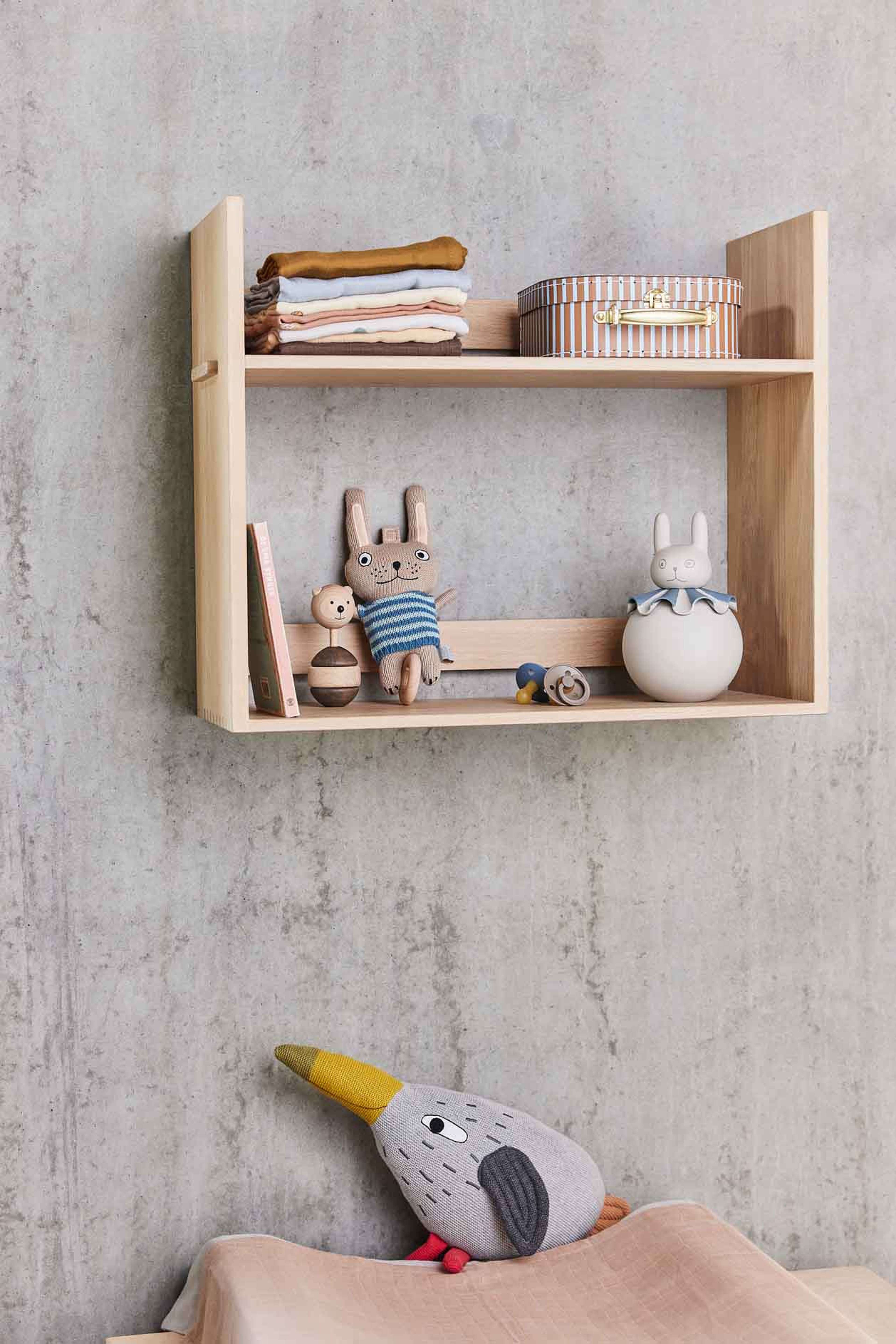 Bear Rattle, från OYOY Mini, i färgen nature. Klicka för att öppna bilden i stort format