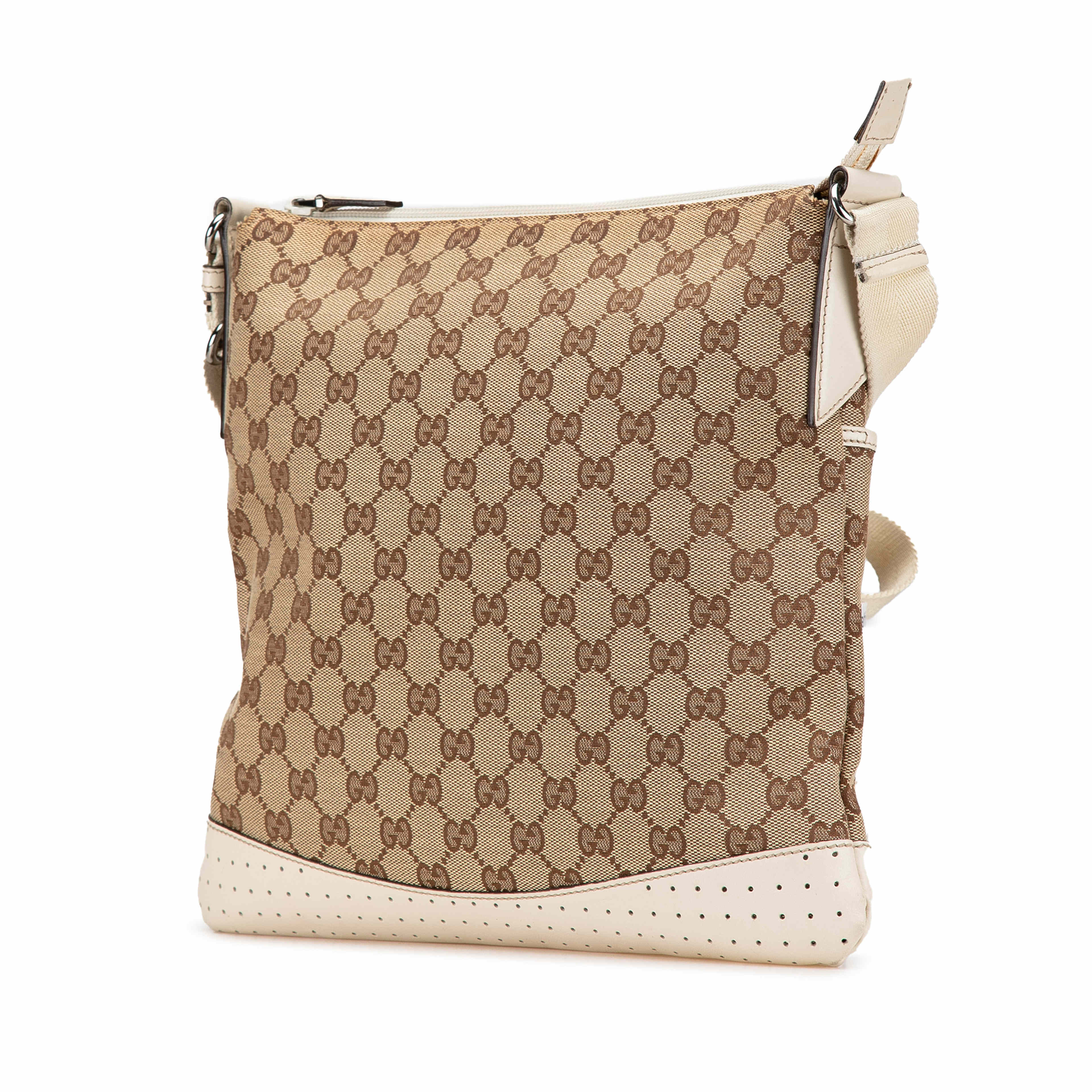 Gucci Gg Canvas Crossbody, från Luxclusif, i färgen beige.