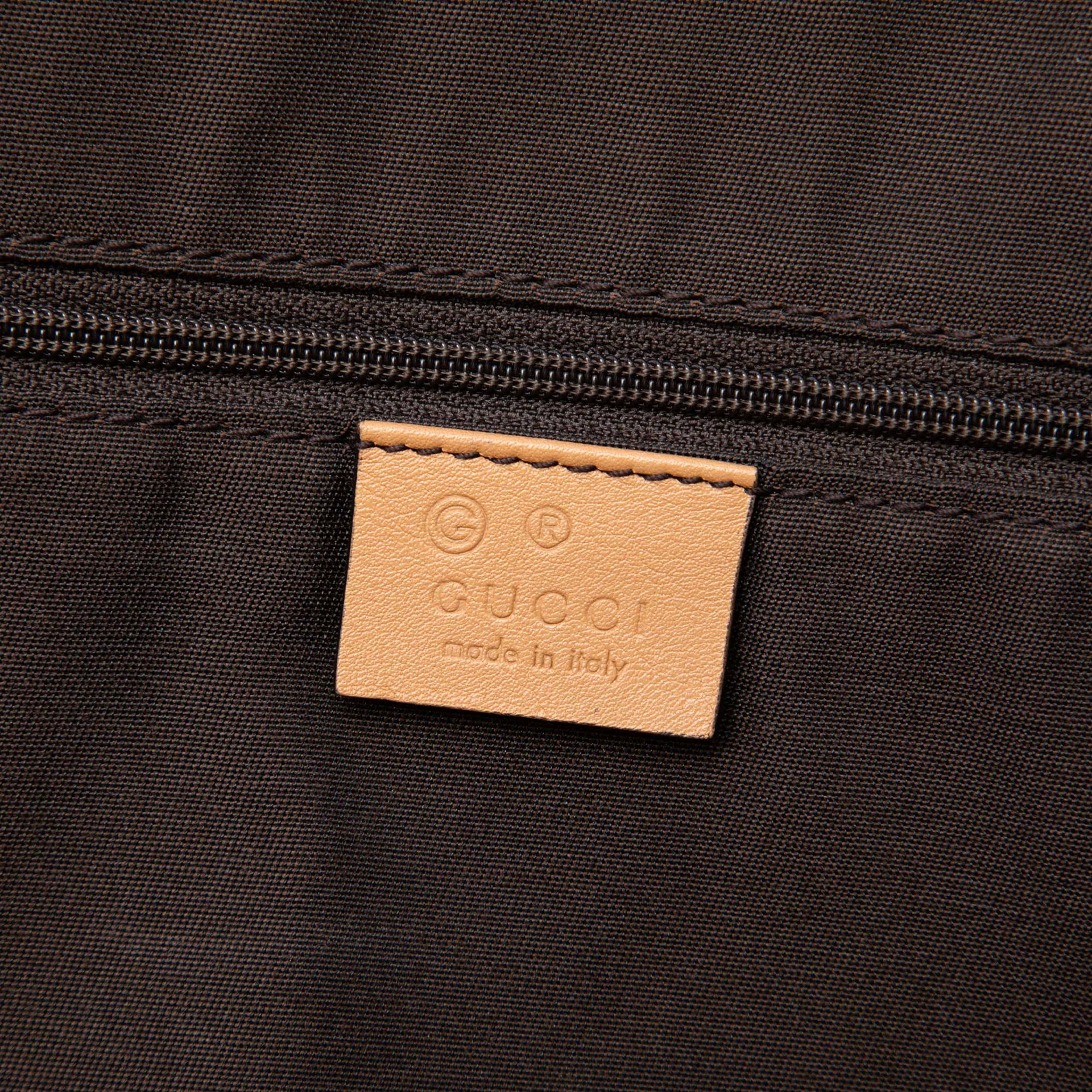 Gucci Medium Guccissima Dome Satchel, från Luxclusif, i färgen brun. Klicka för att öppna bilden i stort format